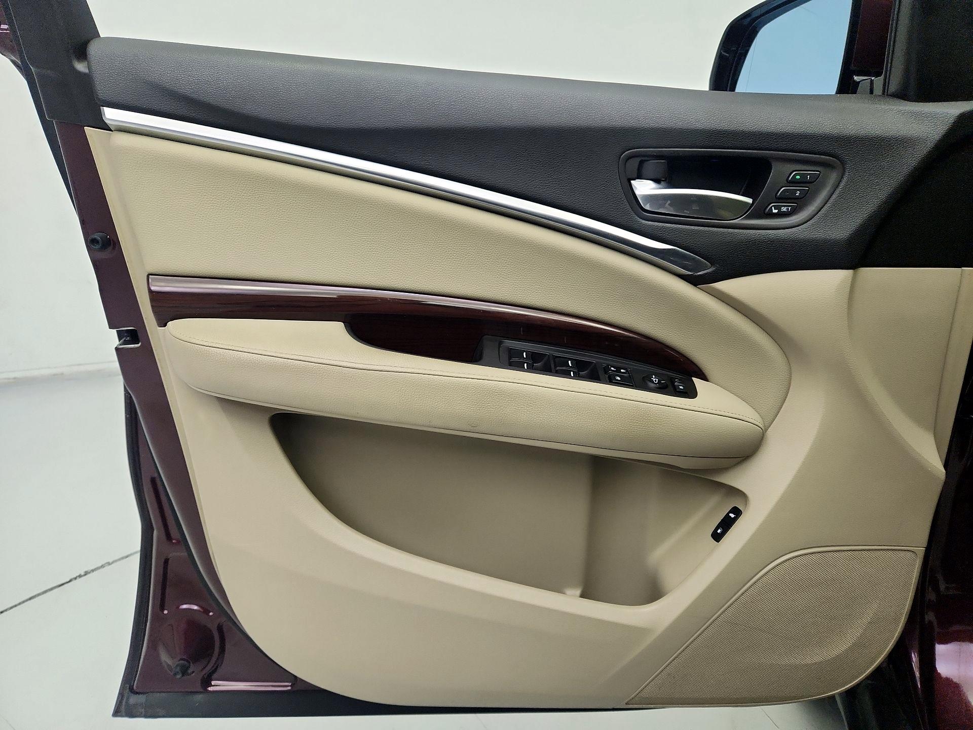 Thumbnail: 2016 Acura MDX - 12