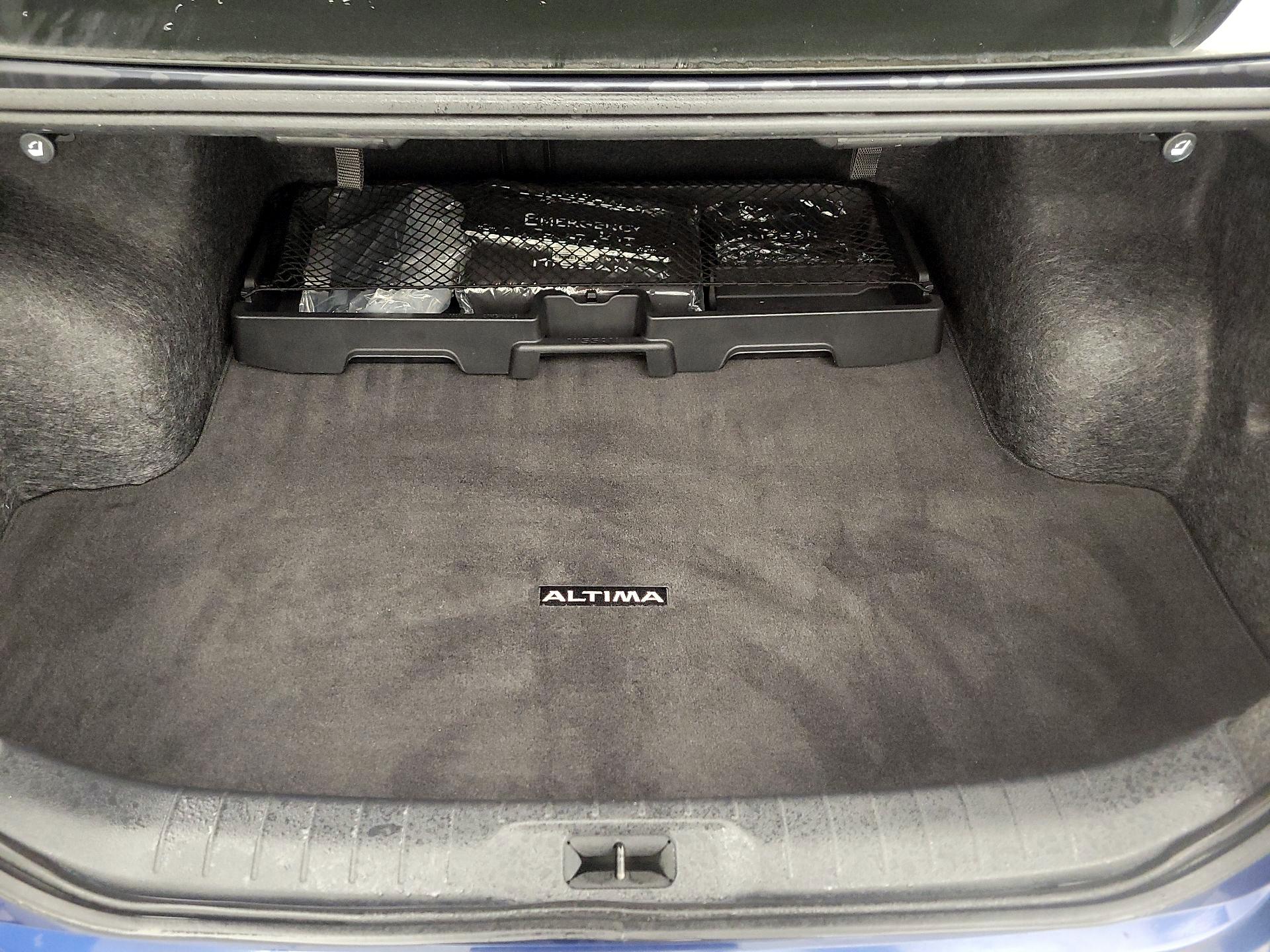 Thumbnail: 2023 Nissan Altima - 20