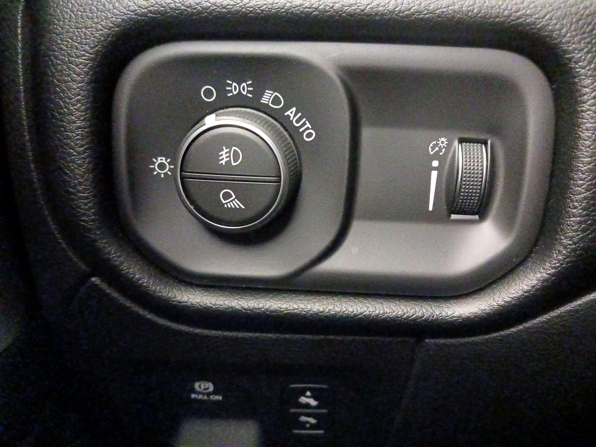 Thumbnail: 2021 RAM 1500 - 13