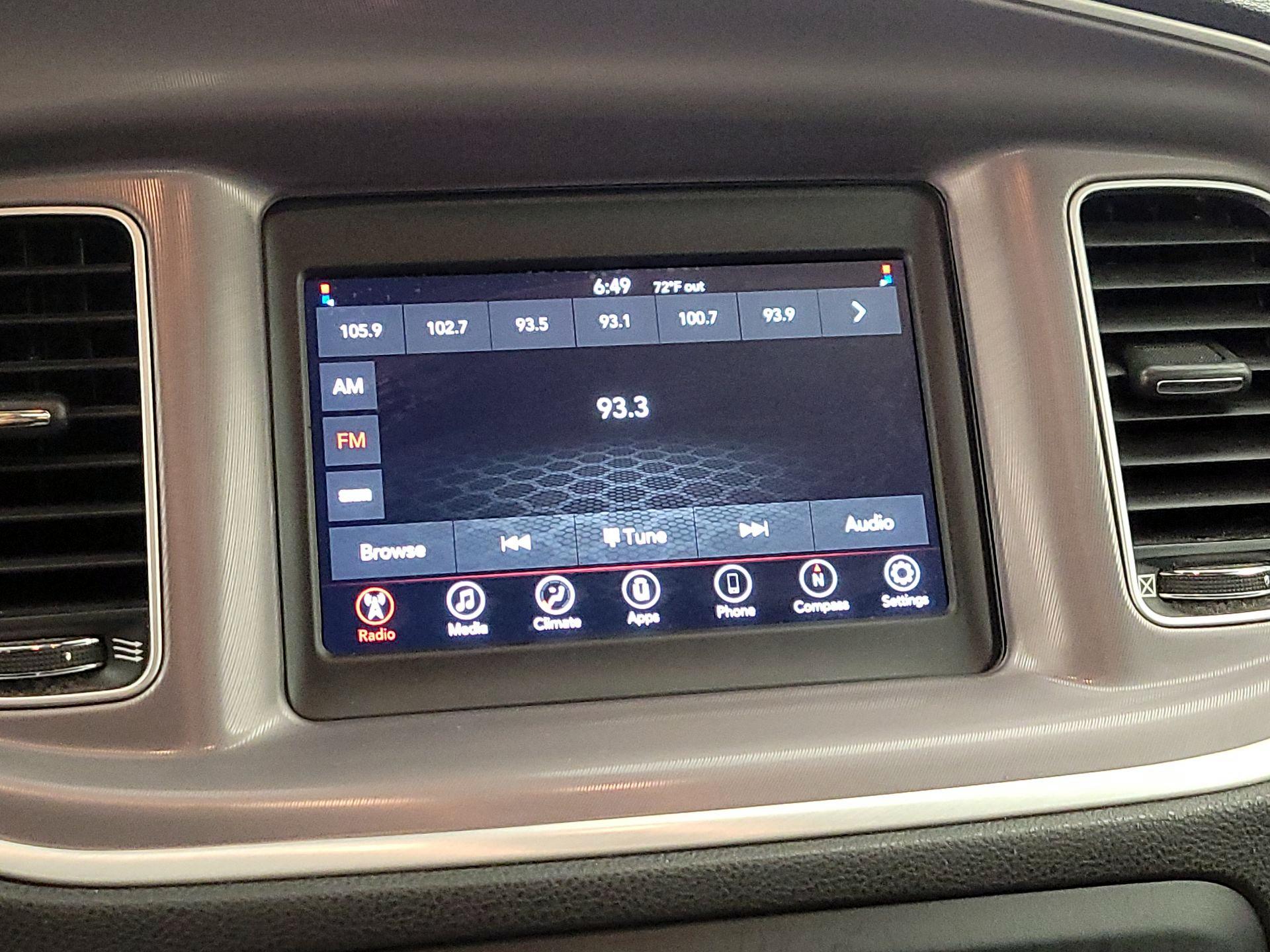 Thumbnail: 2022 Dodge Charger - 15