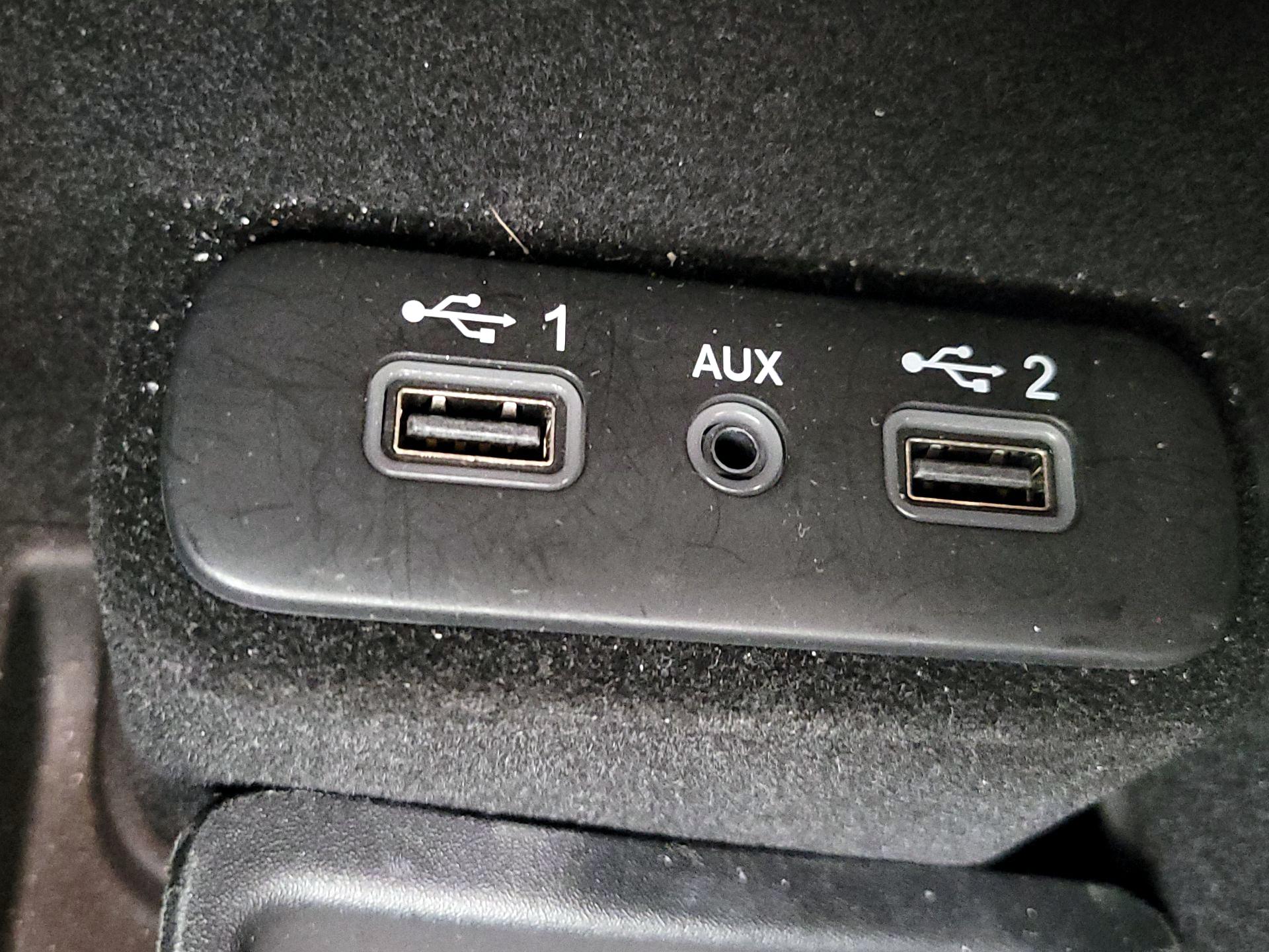 Thumbnail: 2022 Dodge Charger - 18