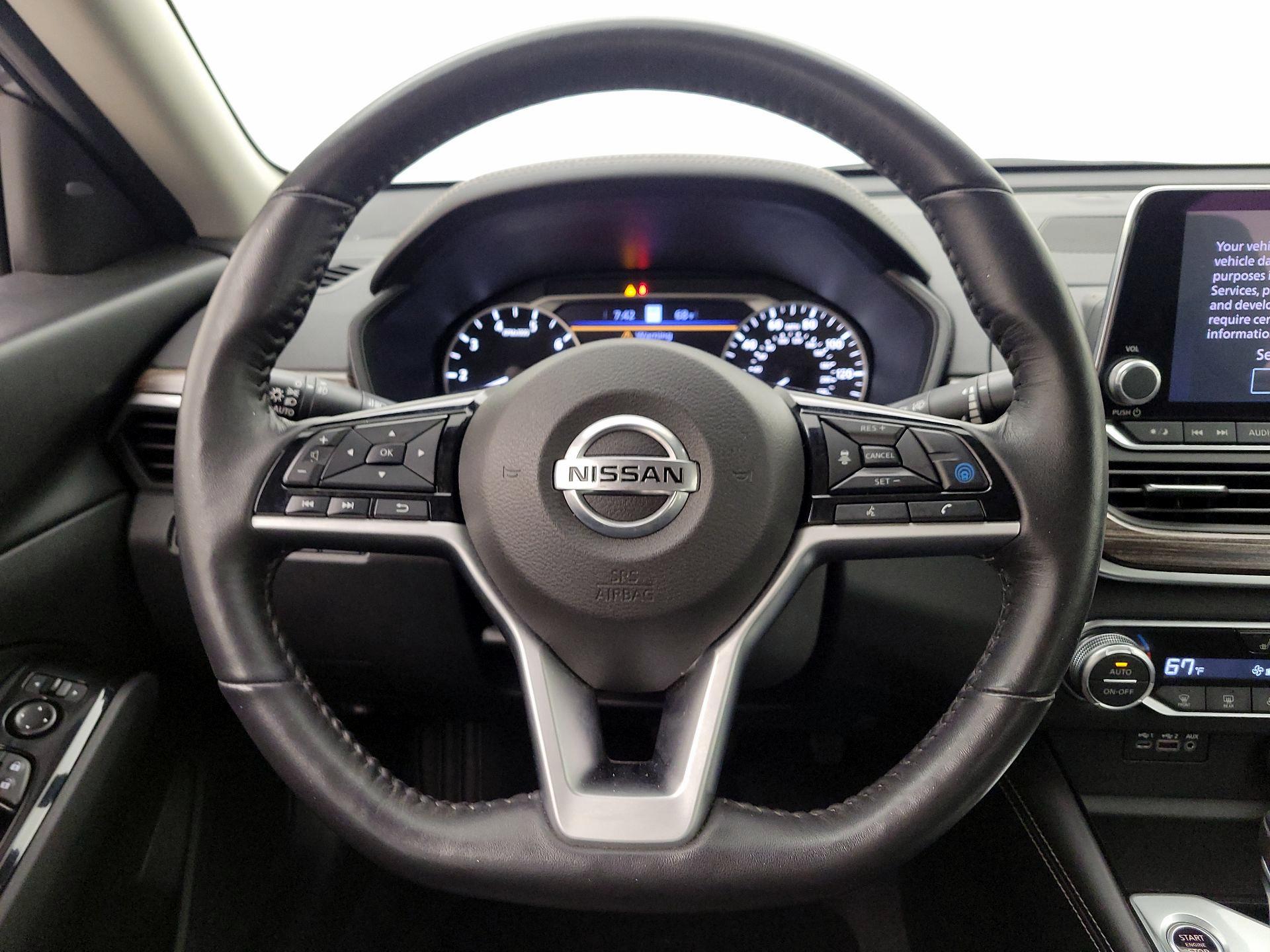 Thumbnail: 2021 Nissan Altima - 10