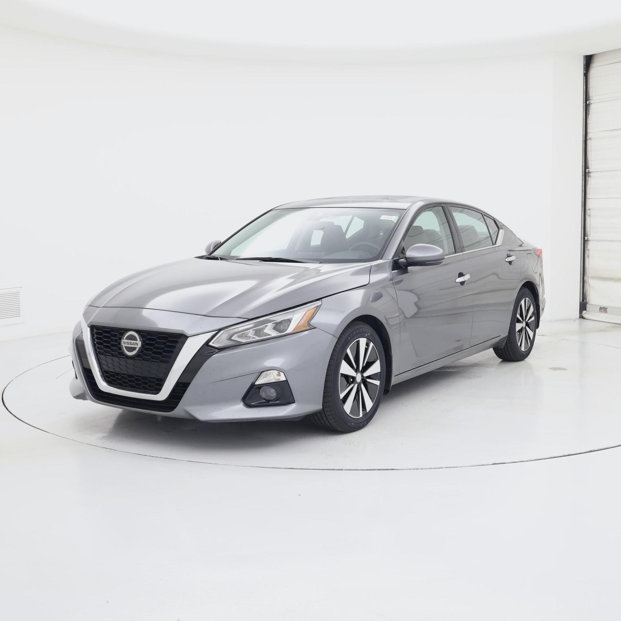 Thumbnail: 2021 Nissan Altima - 4