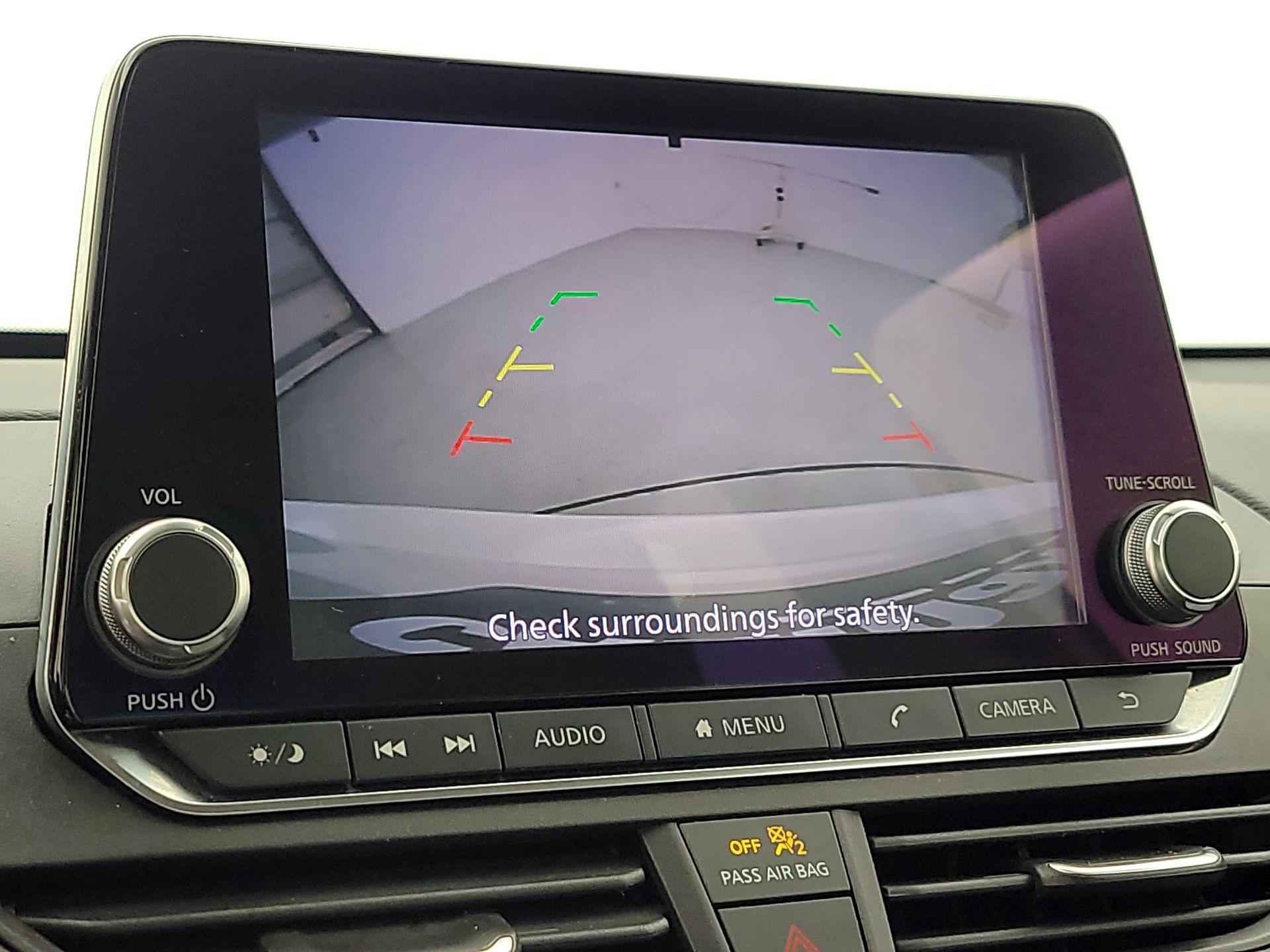 Thumbnail: 2021 Nissan Altima - 14