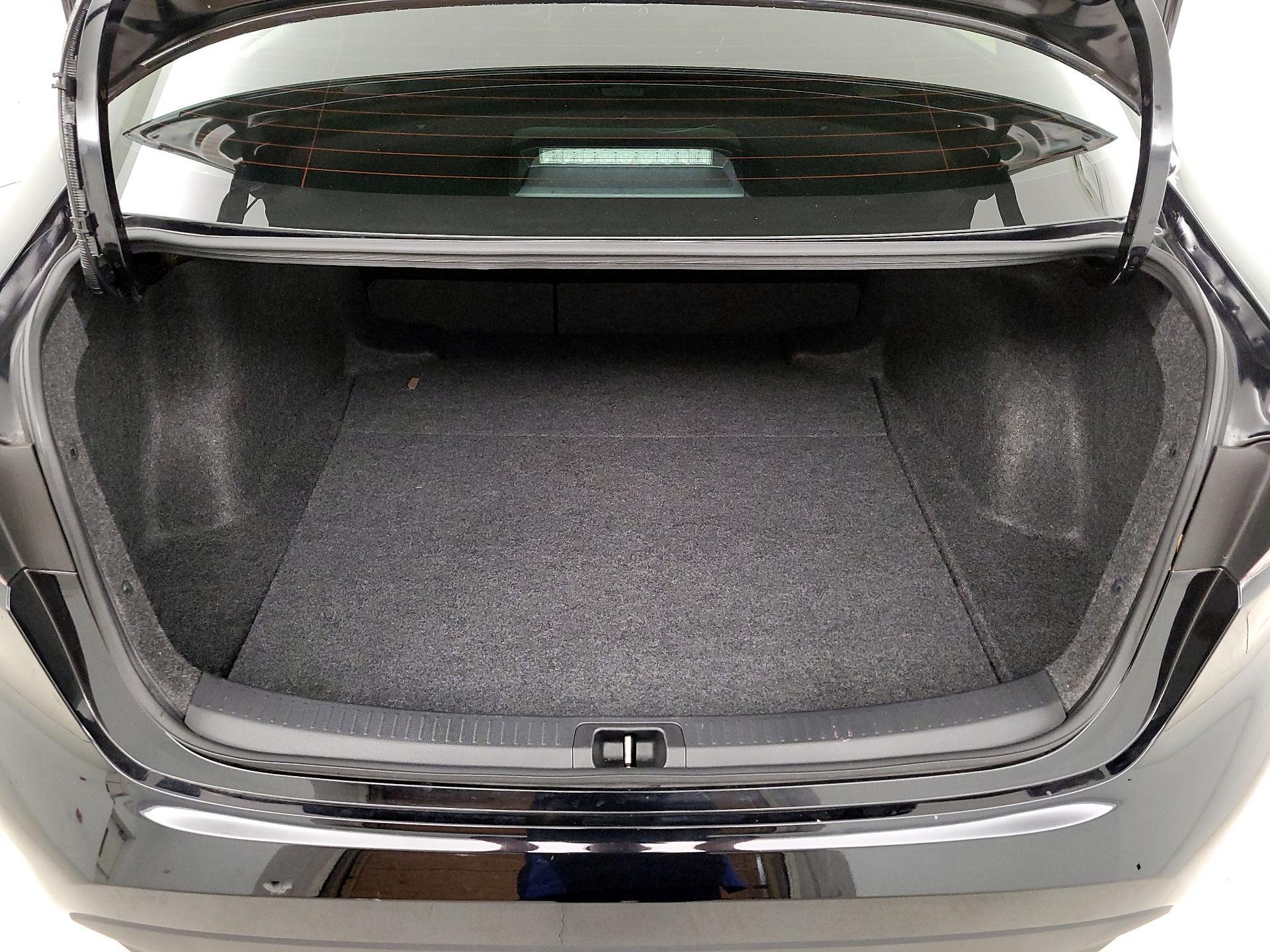 Thumbnail: 2025 Toyota Corolla - 20