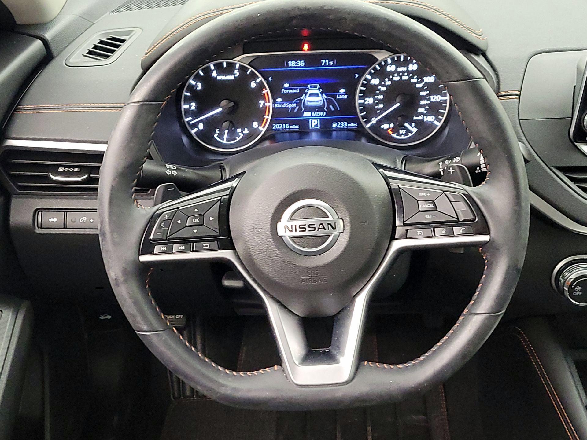 Thumbnail: 2021 Nissan Altima - 10