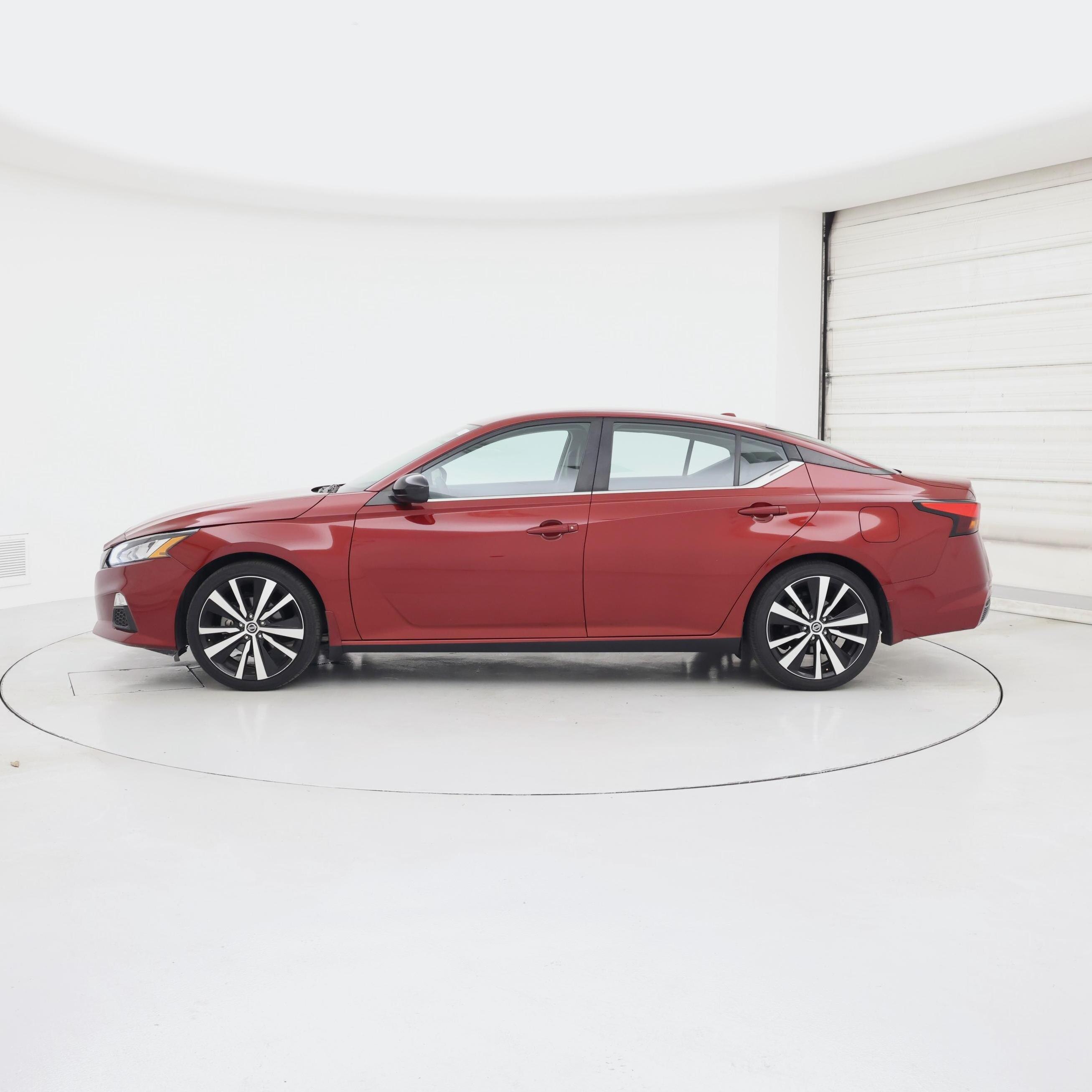 Thumbnail: 2021 Nissan Altima - 3