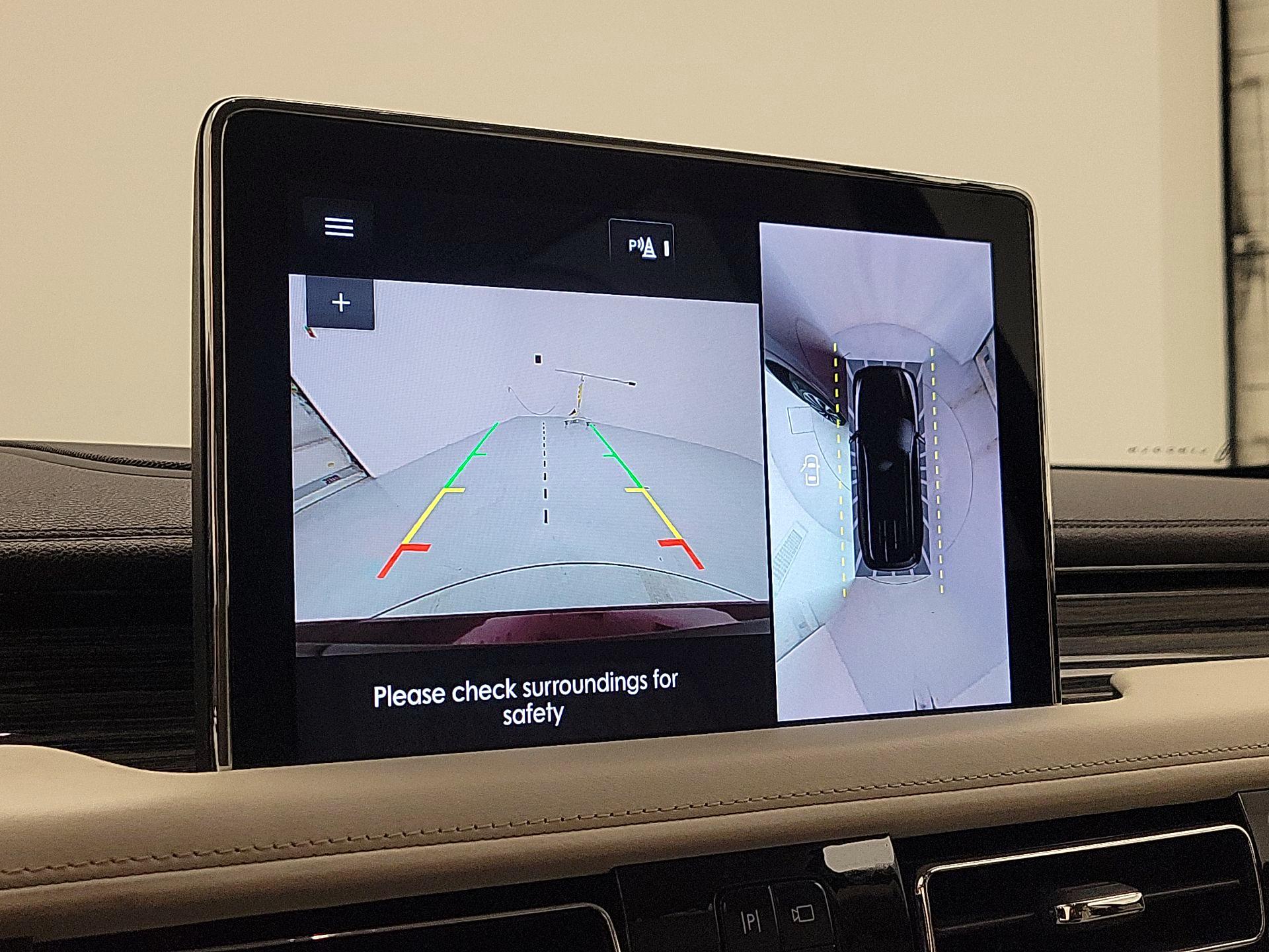 Thumbnail: 2020 Lincoln Aviator - 14