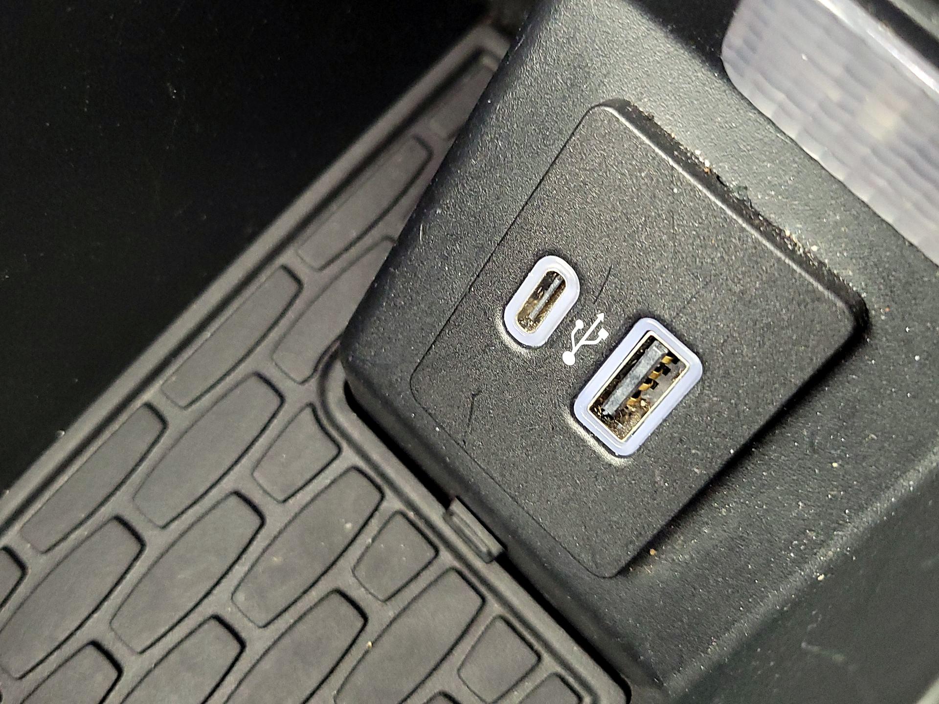 Thumbnail: 2020 Lincoln Aviator - 18