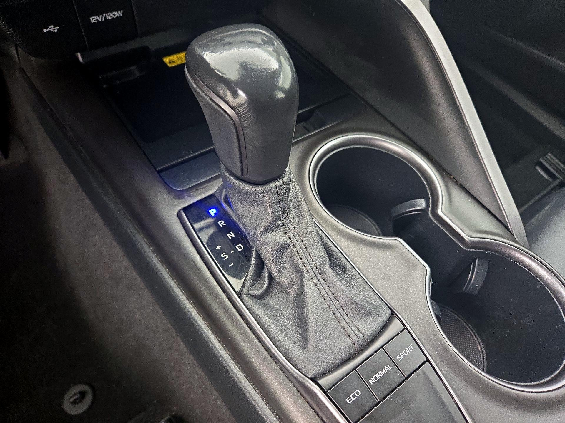 Thumbnail: 2023 Toyota Camry - 18