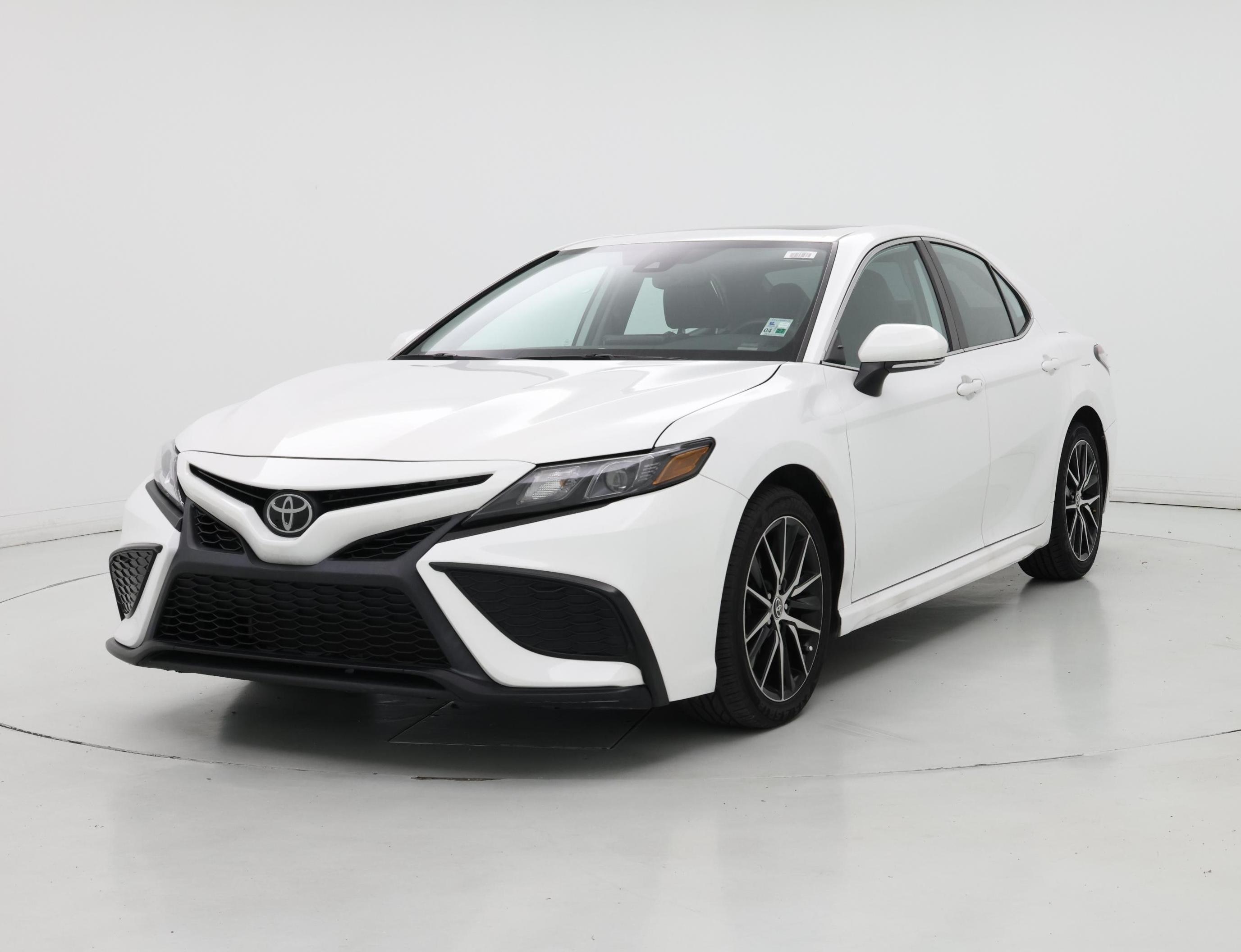 Thumbnail: 2023 Toyota Camry - 4
