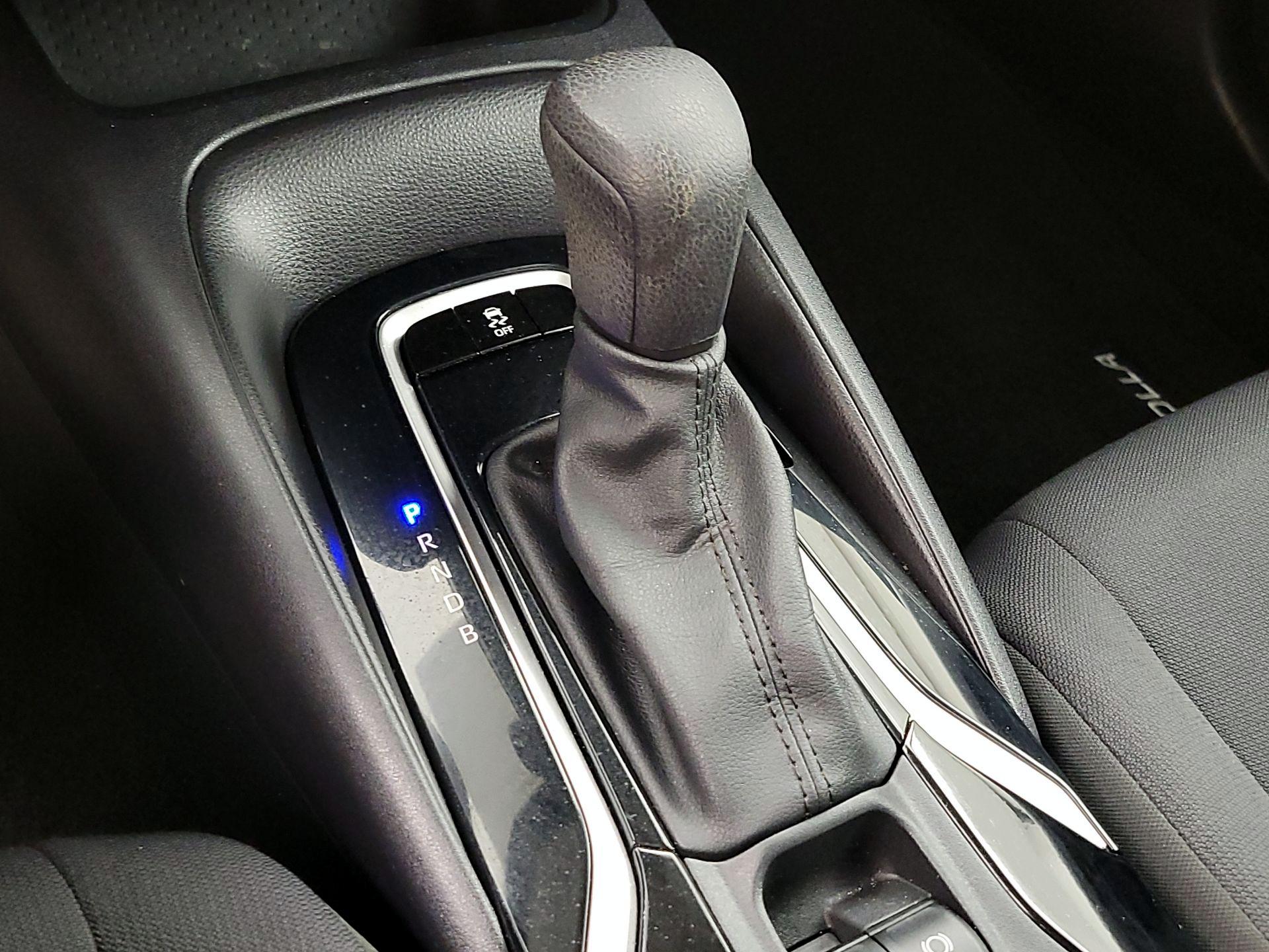 Thumbnail: 2022 Toyota Corolla - 17