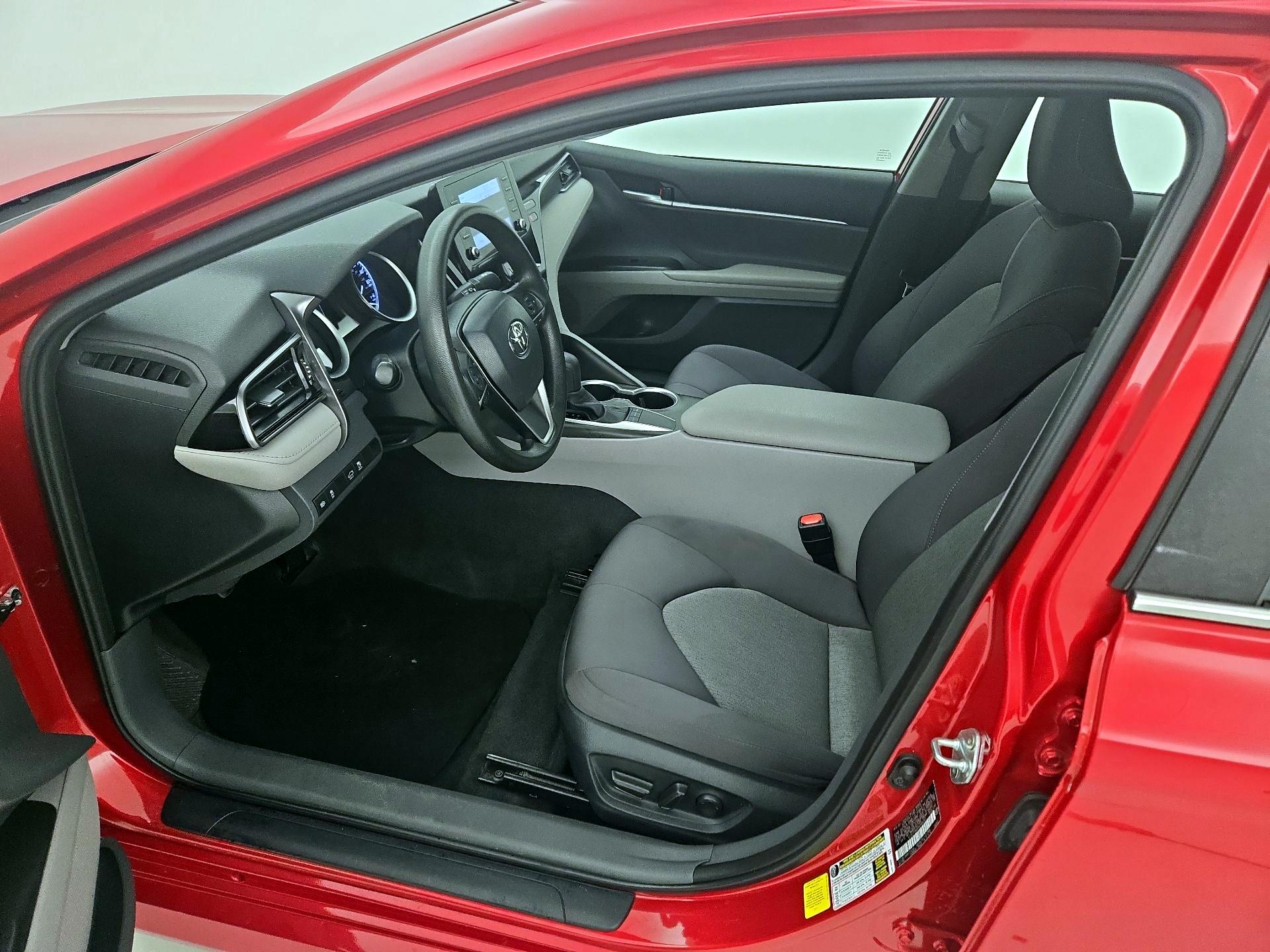 Thumbnail: 2023 Toyota Camry - 11