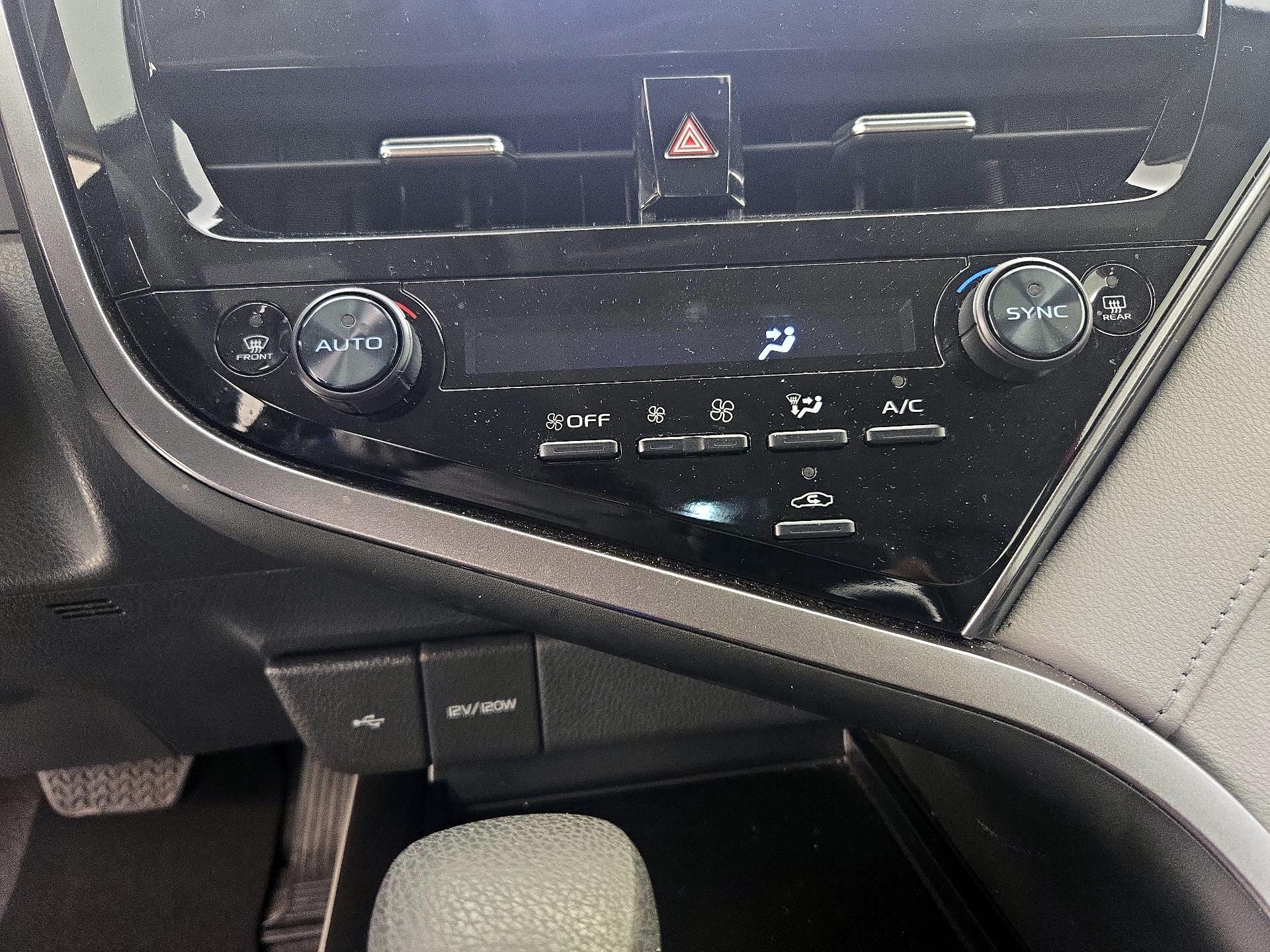 Thumbnail: 2023 Toyota Camry - 17