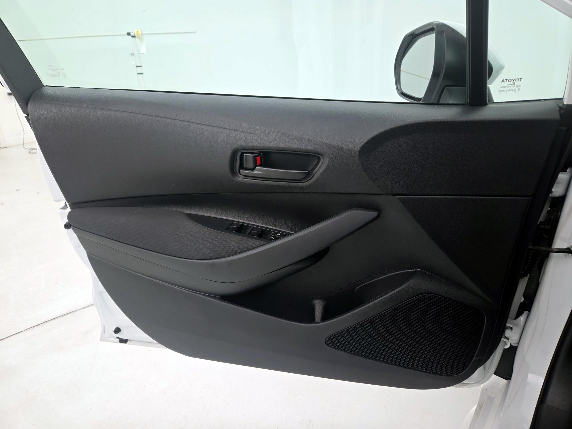 Thumbnail: 2023 Toyota Corolla - 12