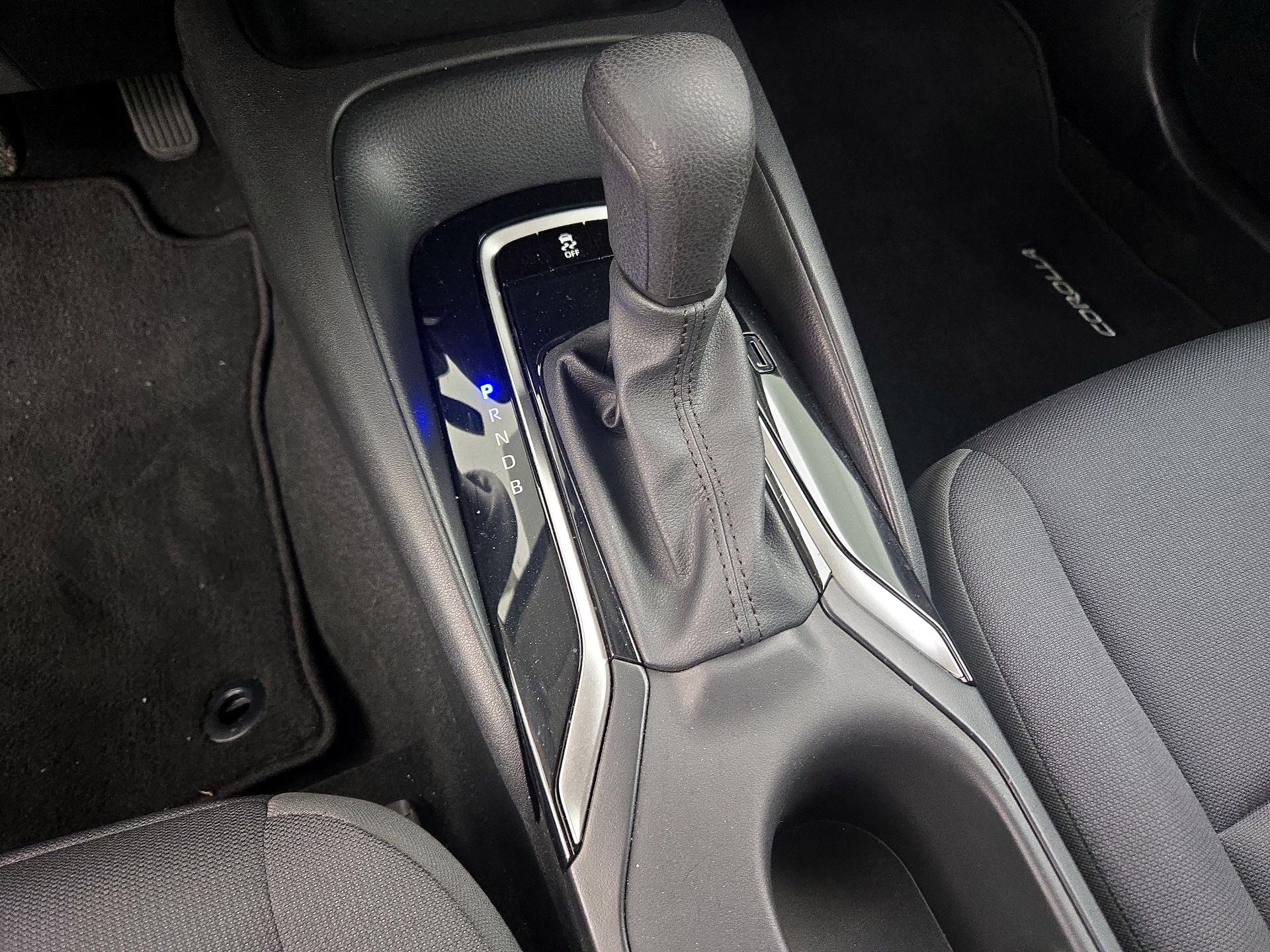 Thumbnail: 2023 Toyota Corolla - 18