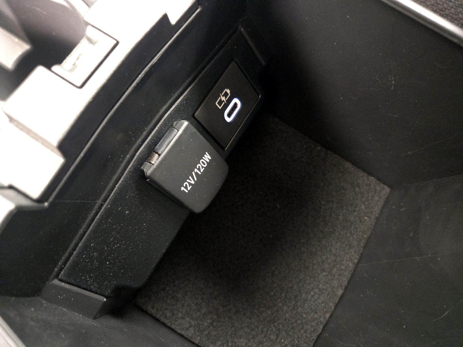 Thumbnail: 2023 Toyota Corolla - 19