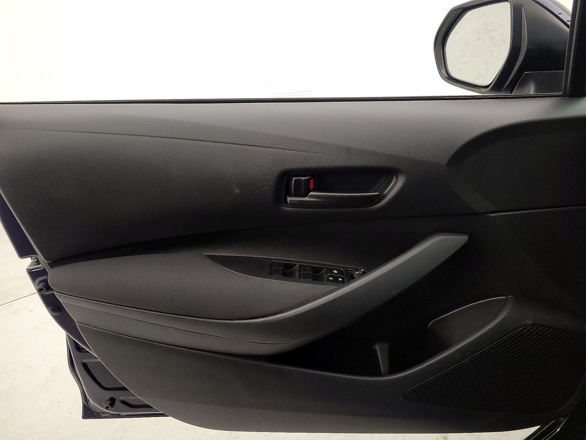 Thumbnail: 2023 Toyota Corolla - 12