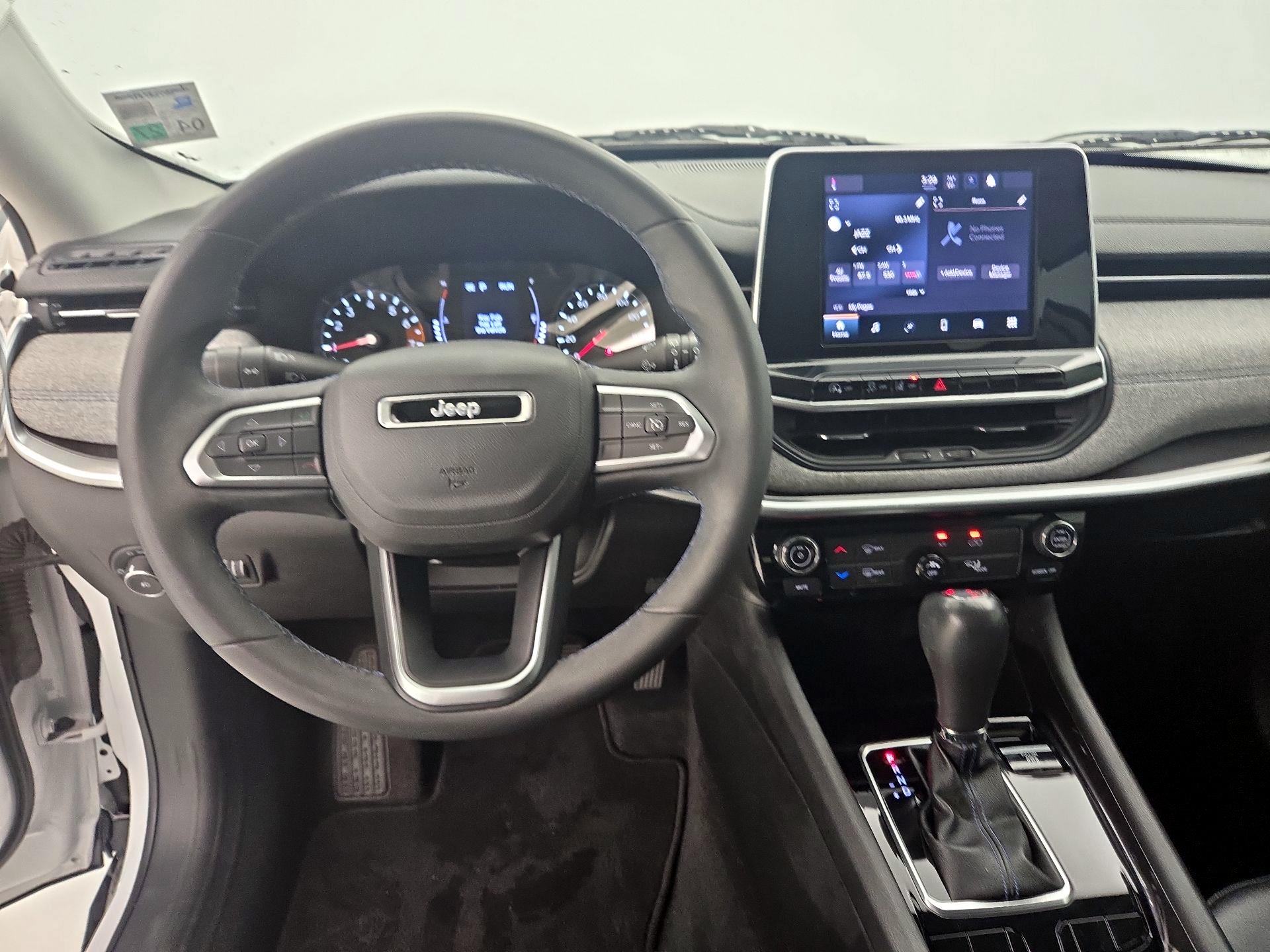 Thumbnail: 2022 Jeep Compass - 10