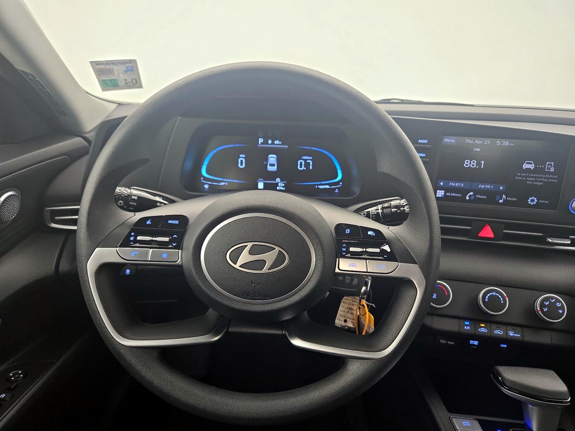 Thumbnail: 2025 Hyundai Elantra - 10