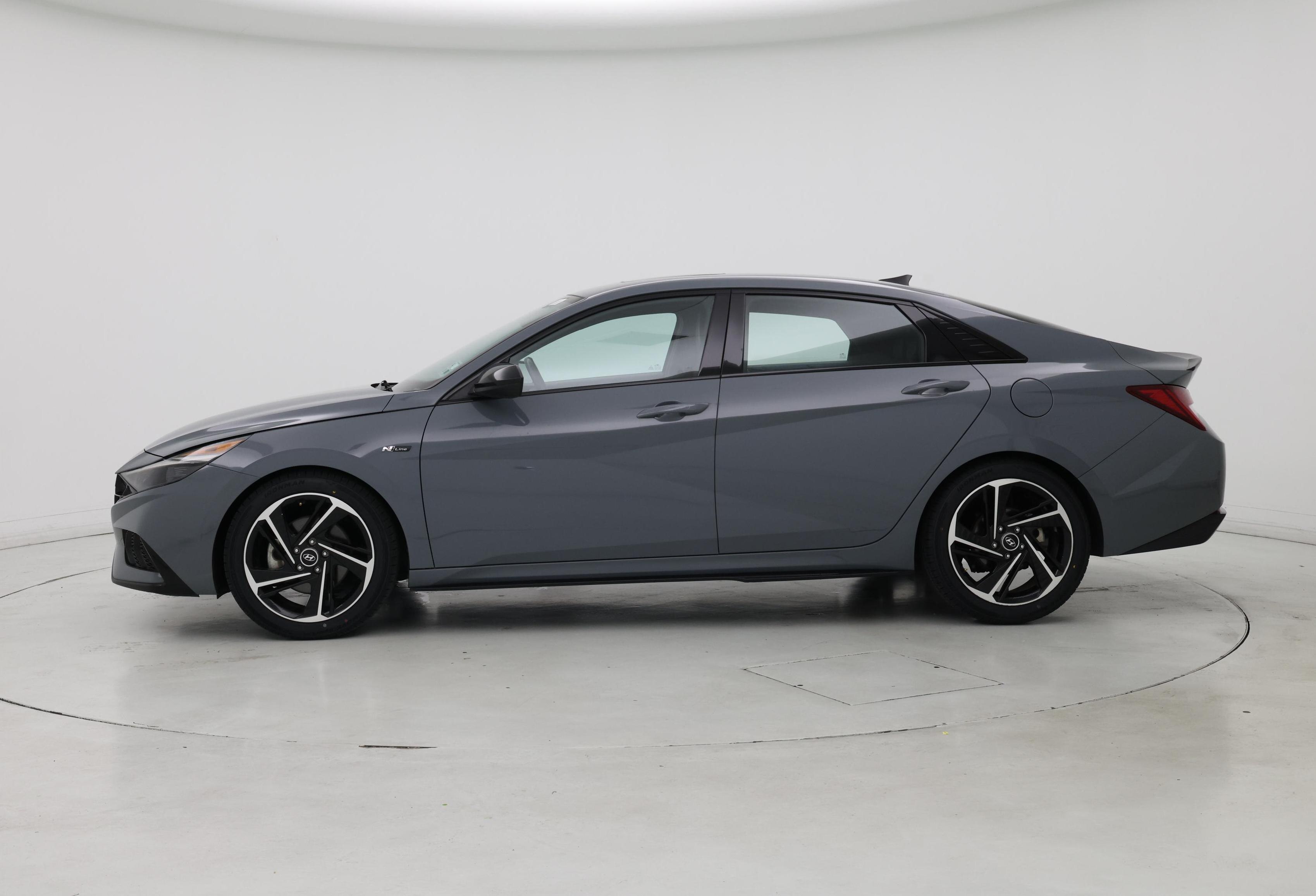 Thumbnail: 2023 Hyundai Elantra - 3