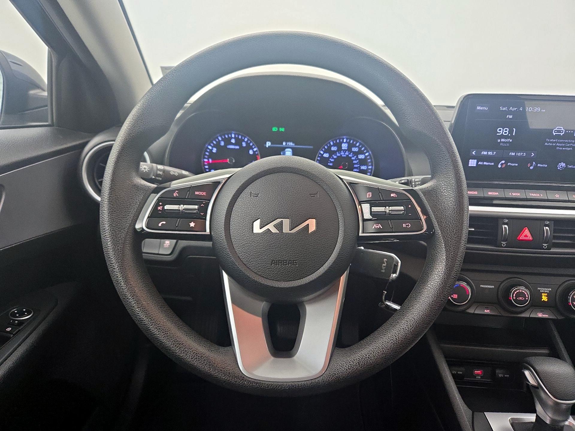 Thumbnail: 2023 Kia Forte - 10