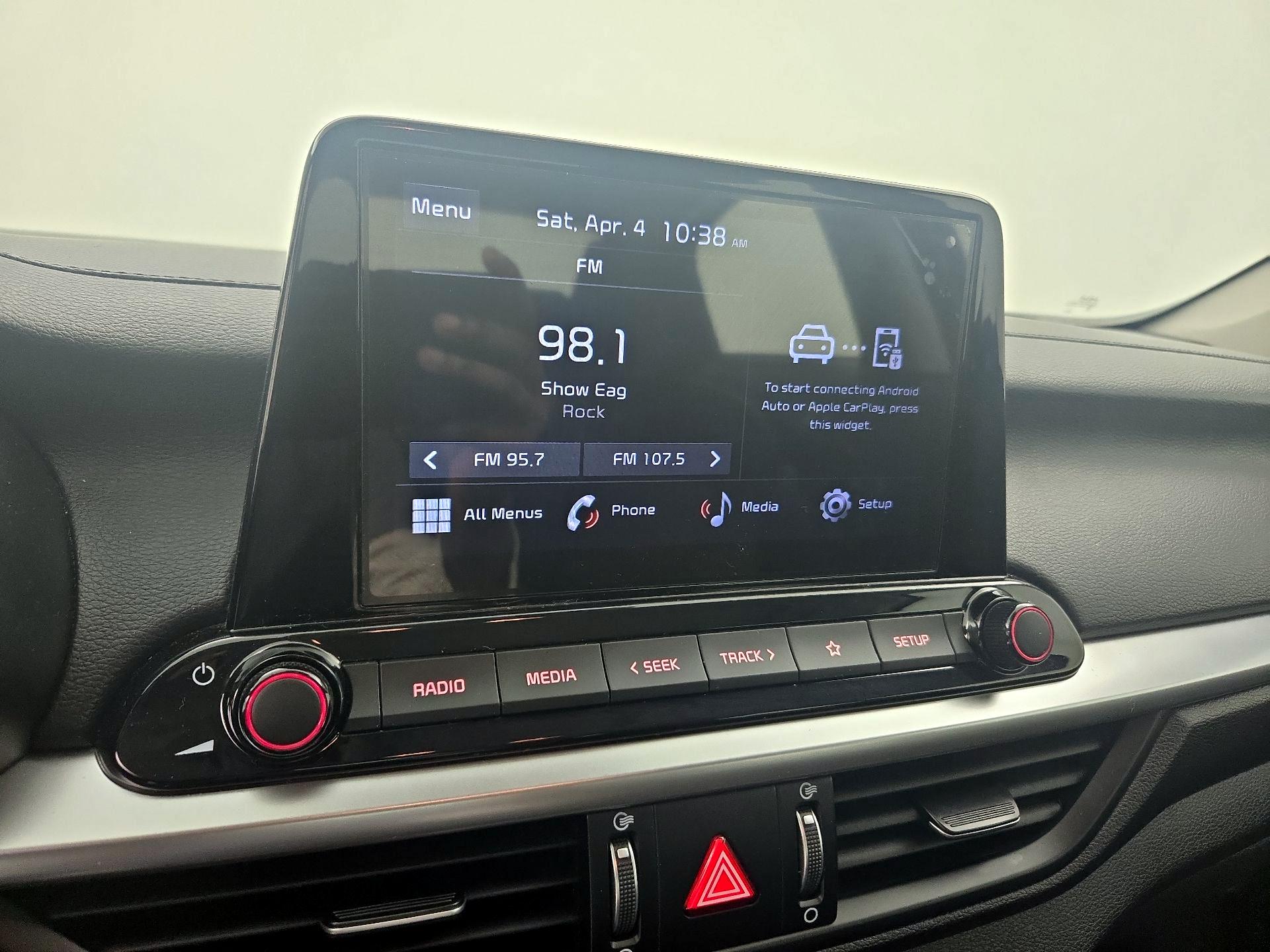 Thumbnail: 2023 Kia Forte - 15