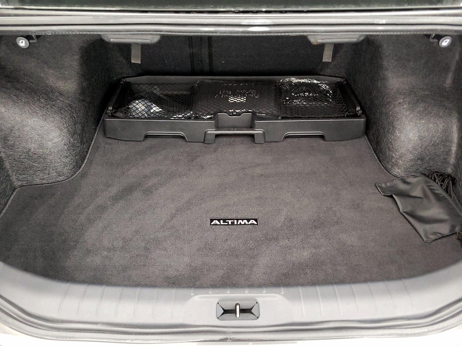 Thumbnail: 2023 Nissan Altima - 20