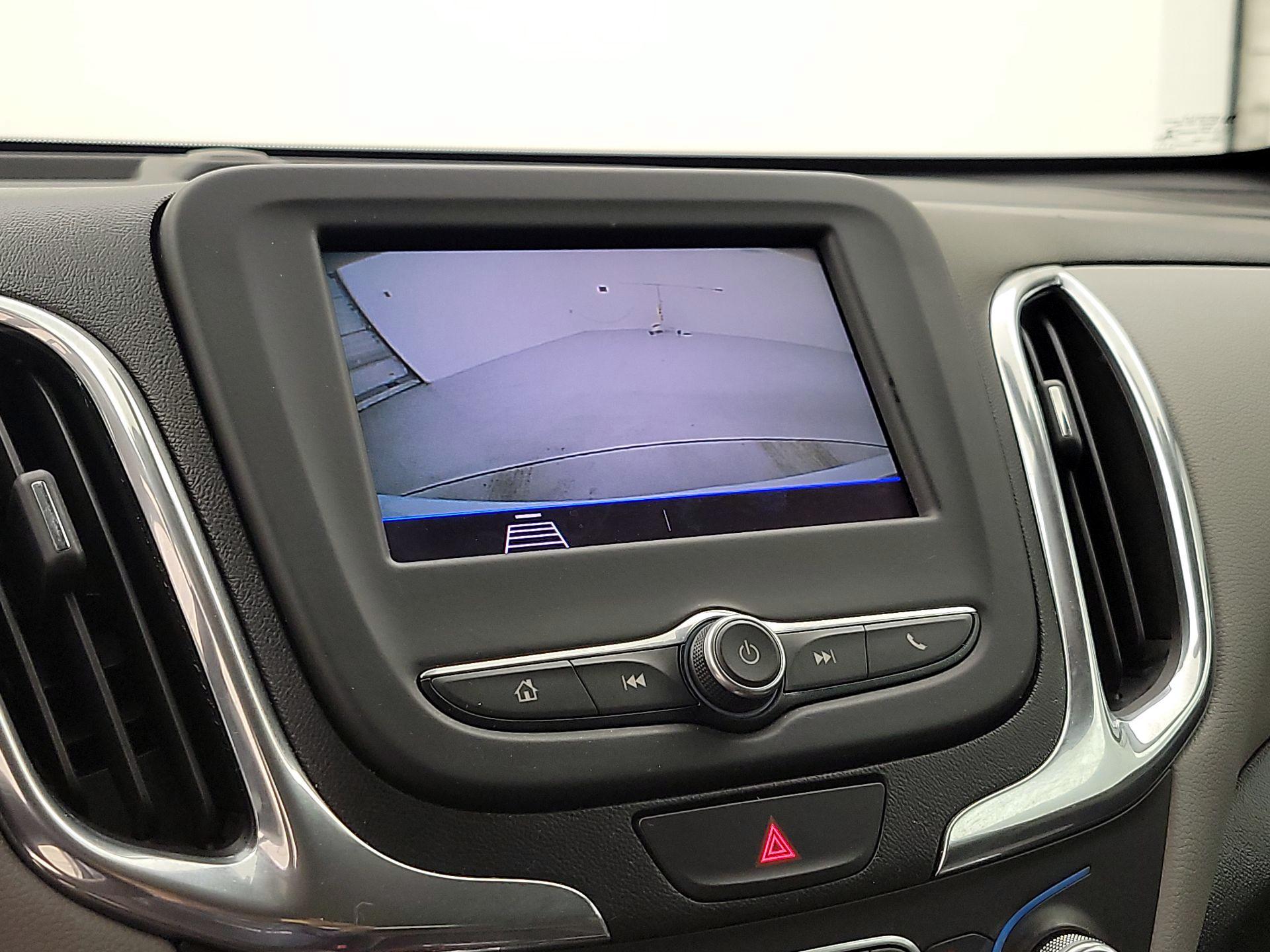 Thumbnail: 2020 Chevrolet Equinox - 14