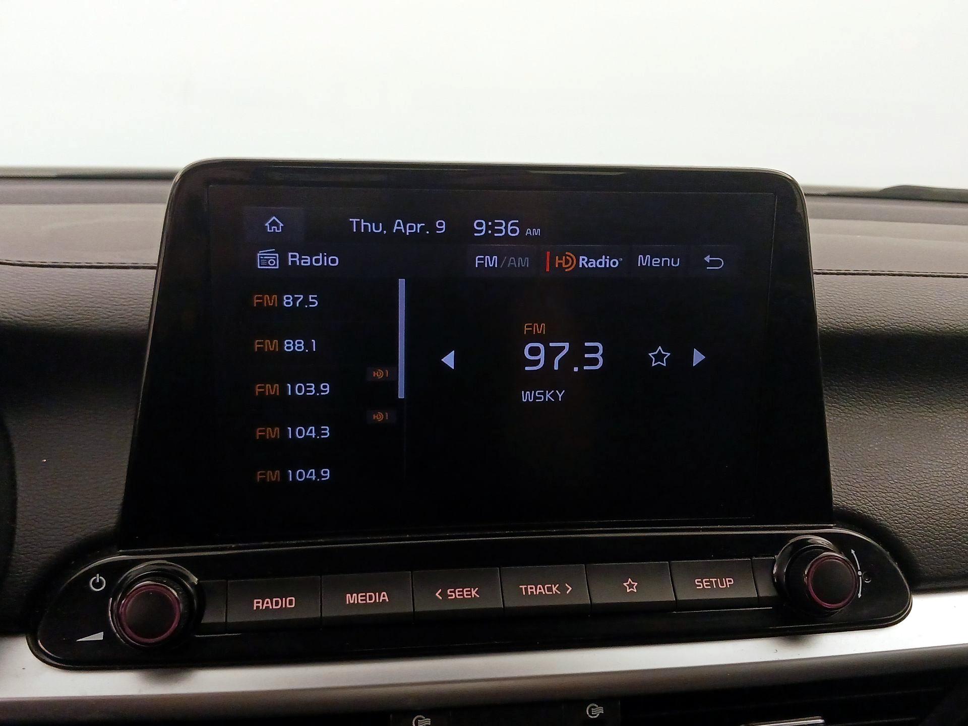 Thumbnail: 2023 Kia Forte - 15
