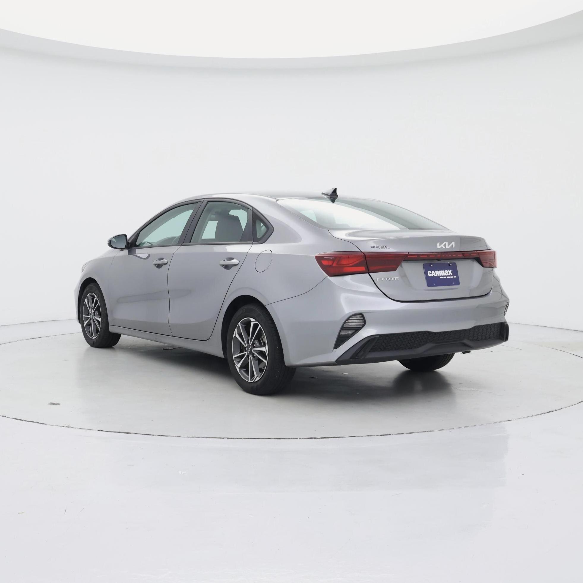 Thumbnail: 2023 Kia Forte - 2