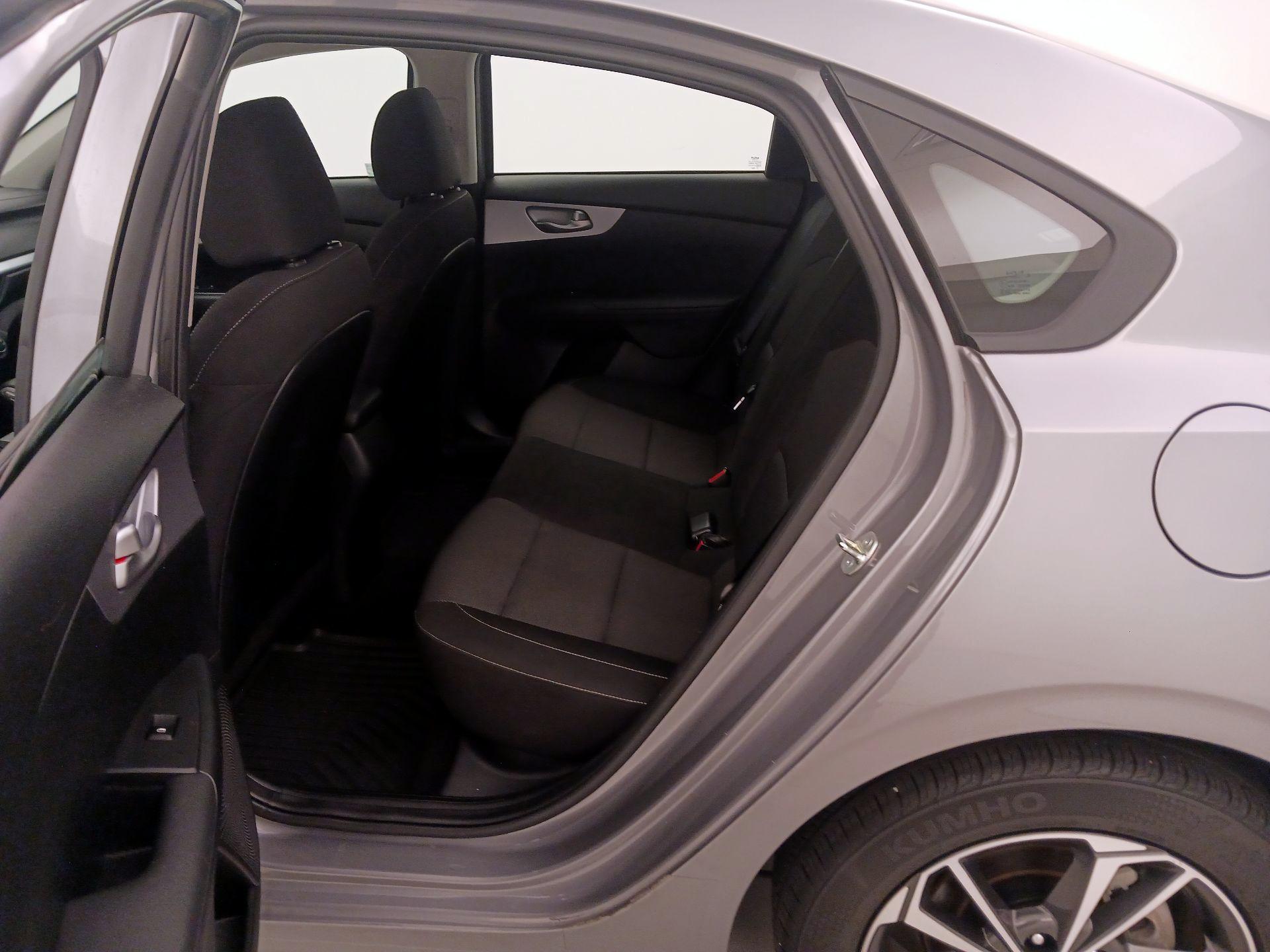Thumbnail: 2023 Kia Forte - 19