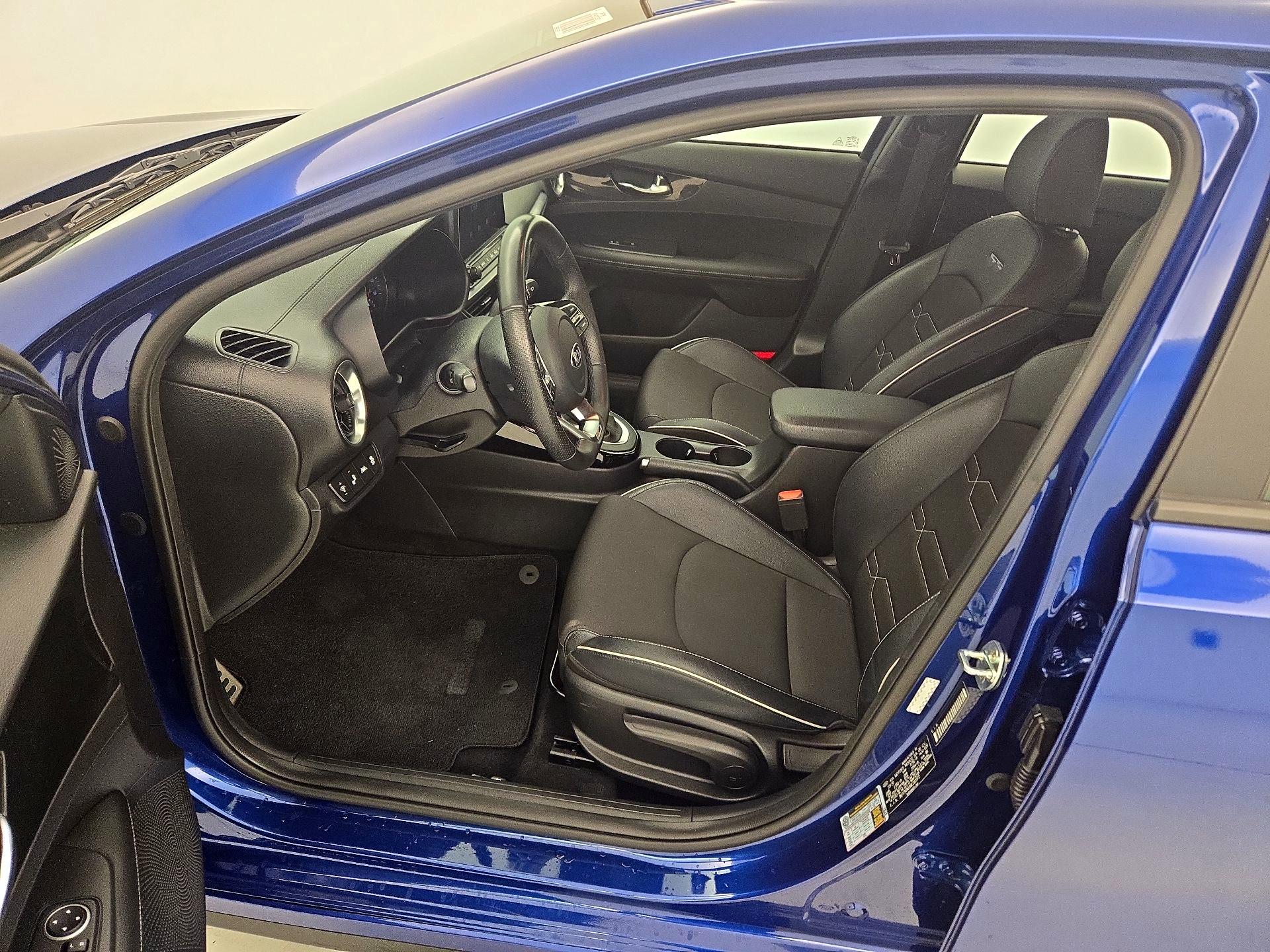 Thumbnail: 2021 Kia Forte - 11