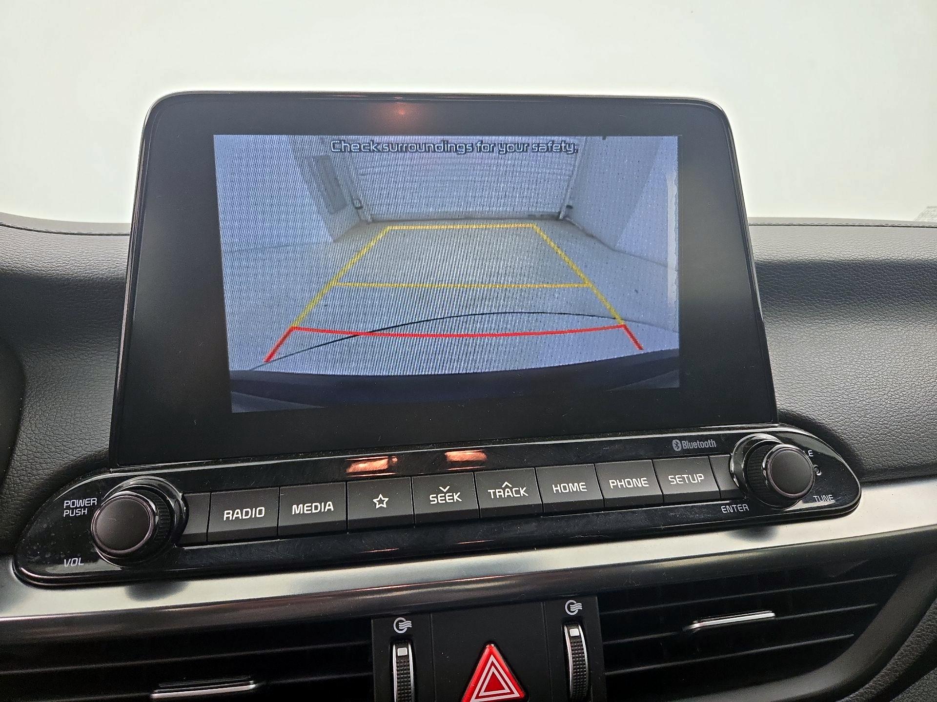 Thumbnail: 2021 Kia Forte - 14