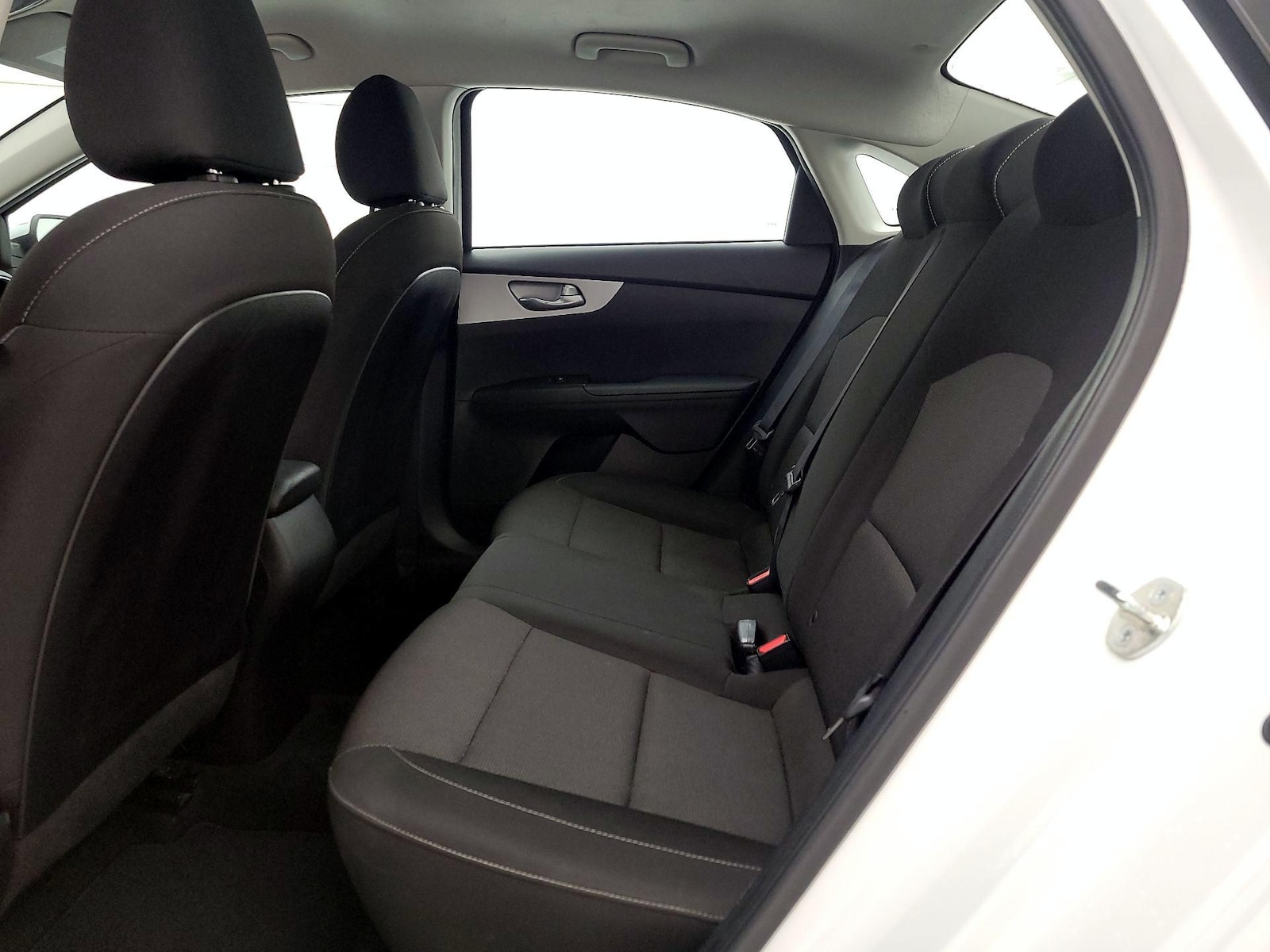 2023 Kia Forte LXS - Photo 20