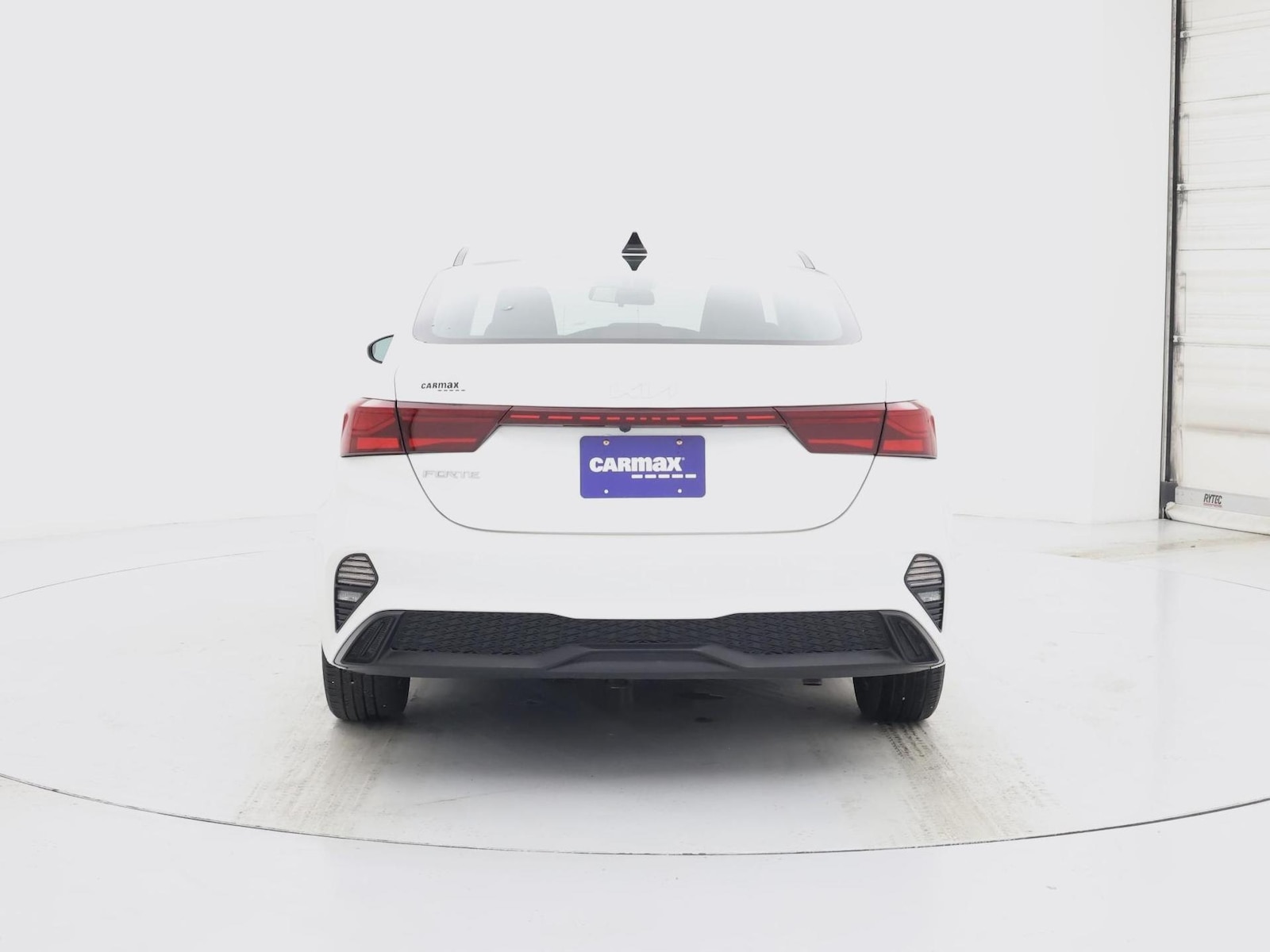 2023 Kia Forte LXS - Photo 7