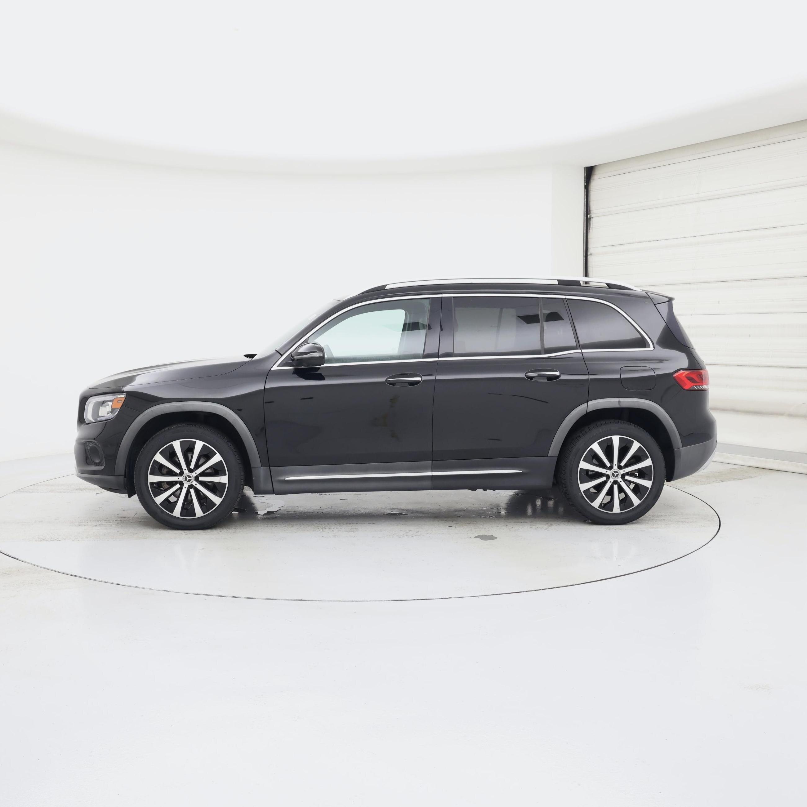 Thumbnail: 2021 Mercedes-Benz GLB - 3