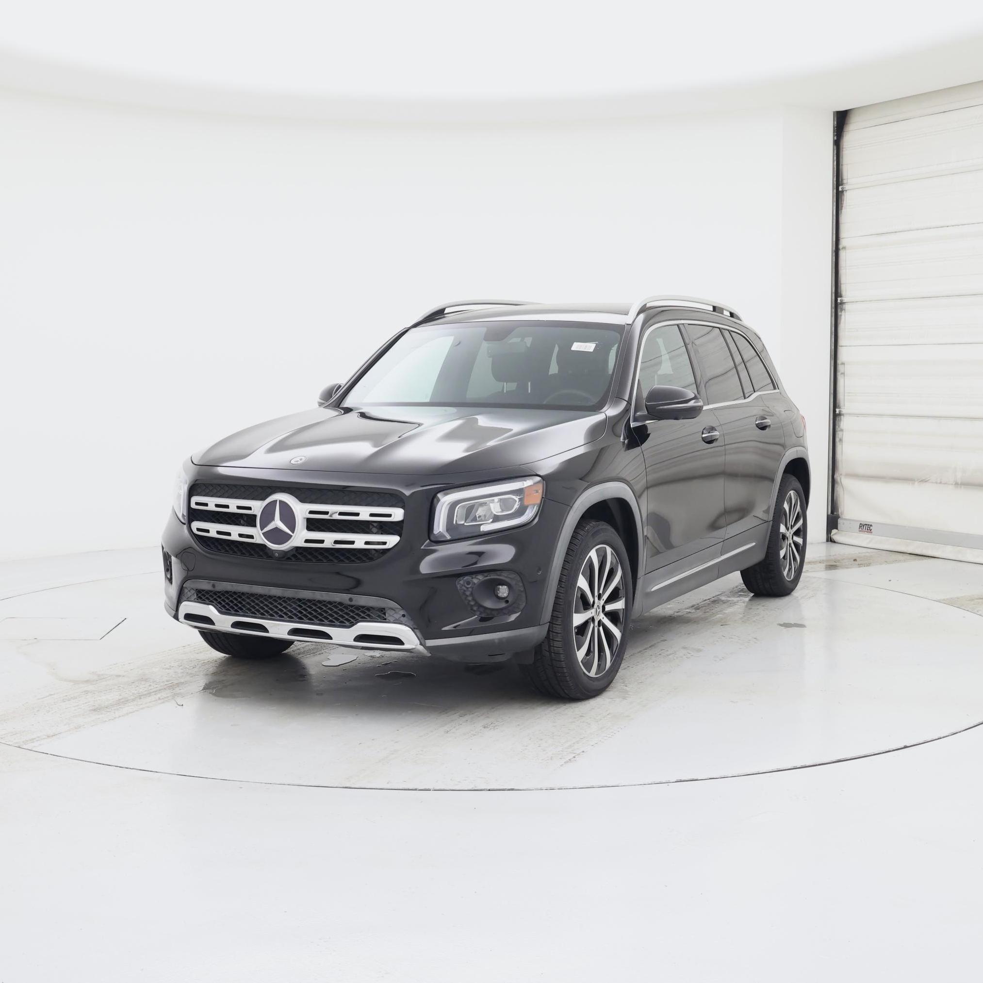 Thumbnail: 2021 Mercedes-Benz GLB - 4