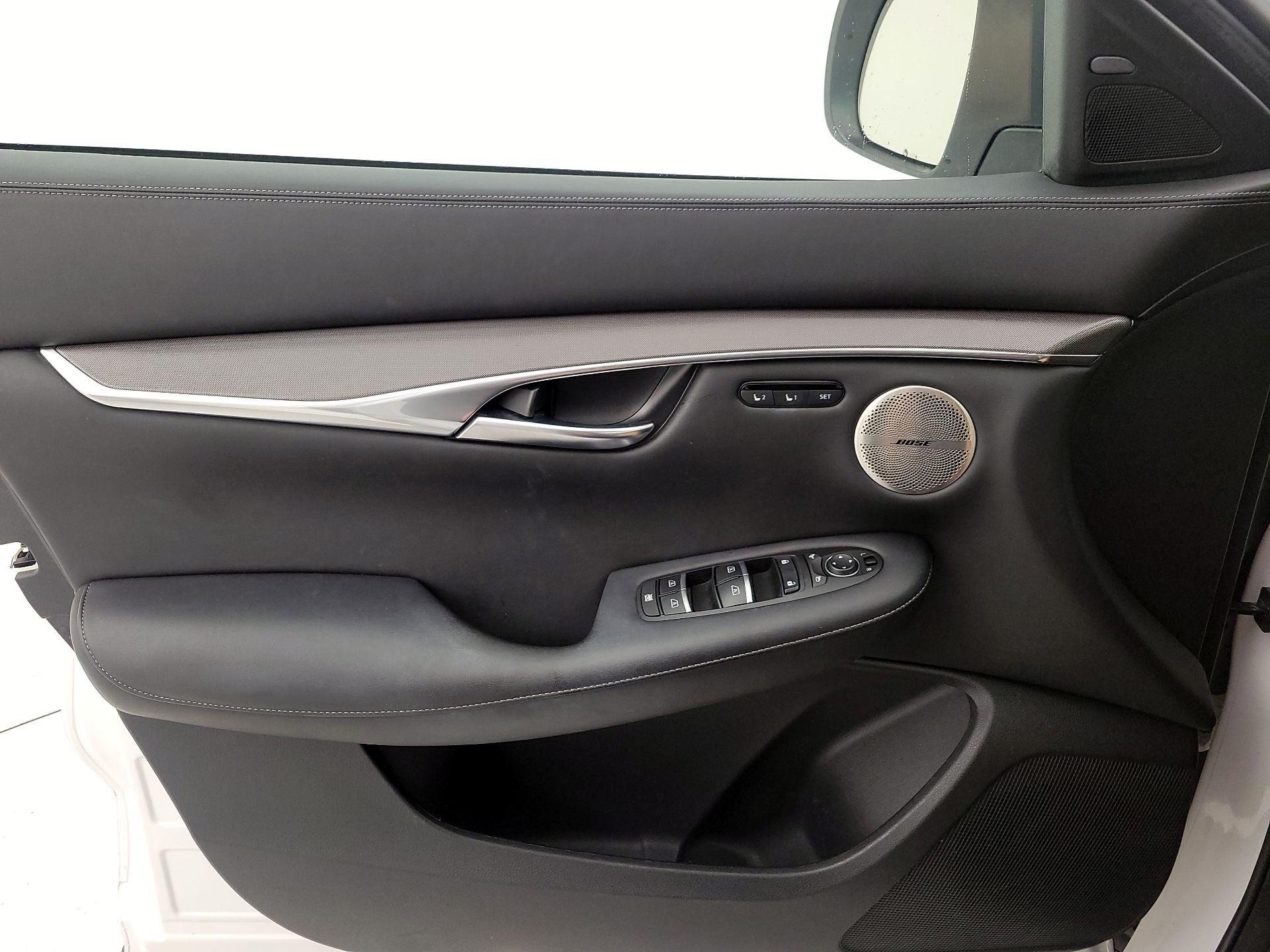 Thumbnail: 2023 INFINITI QX50 - 12