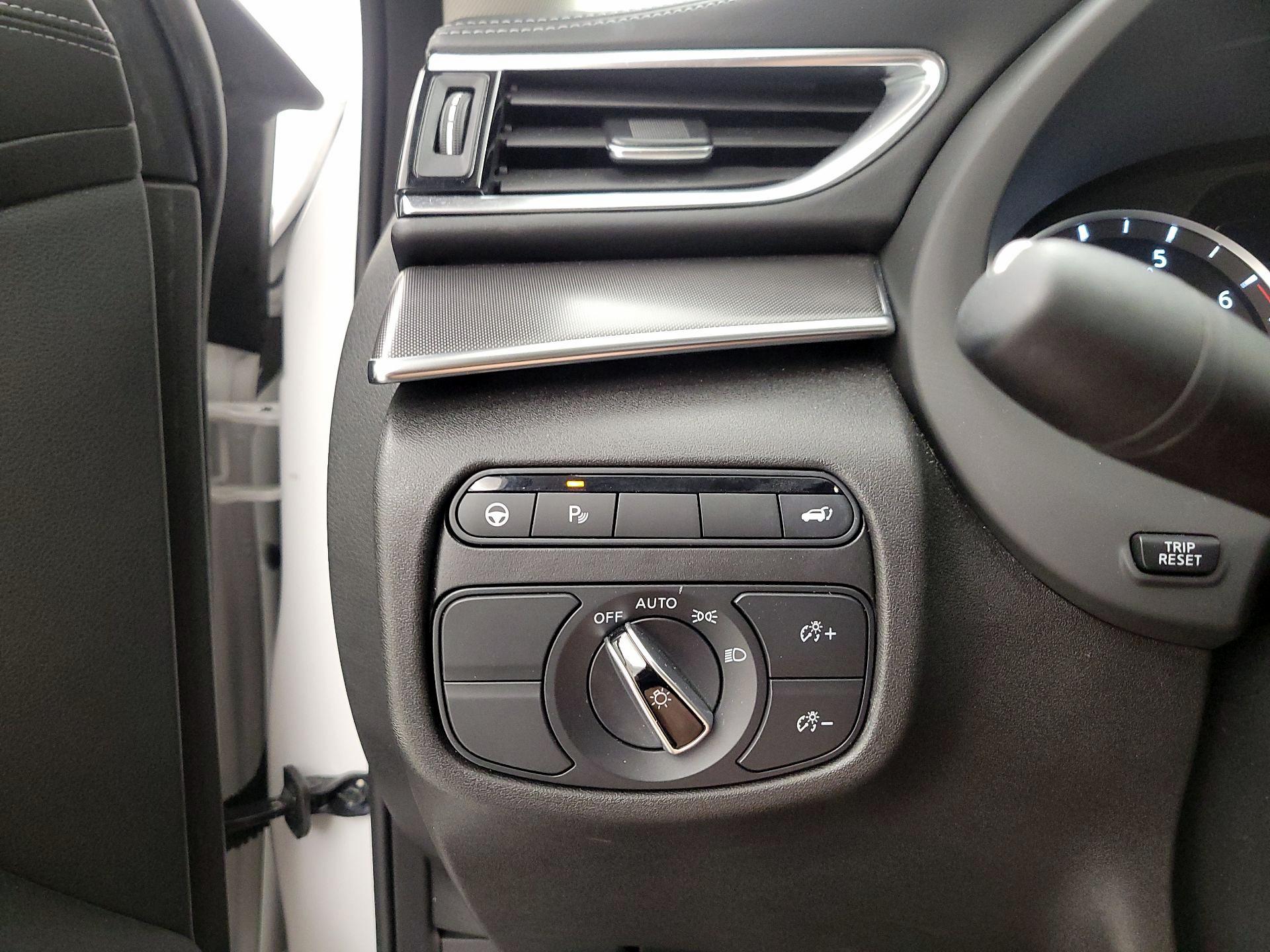 Thumbnail: 2023 INFINITI QX50 - 13