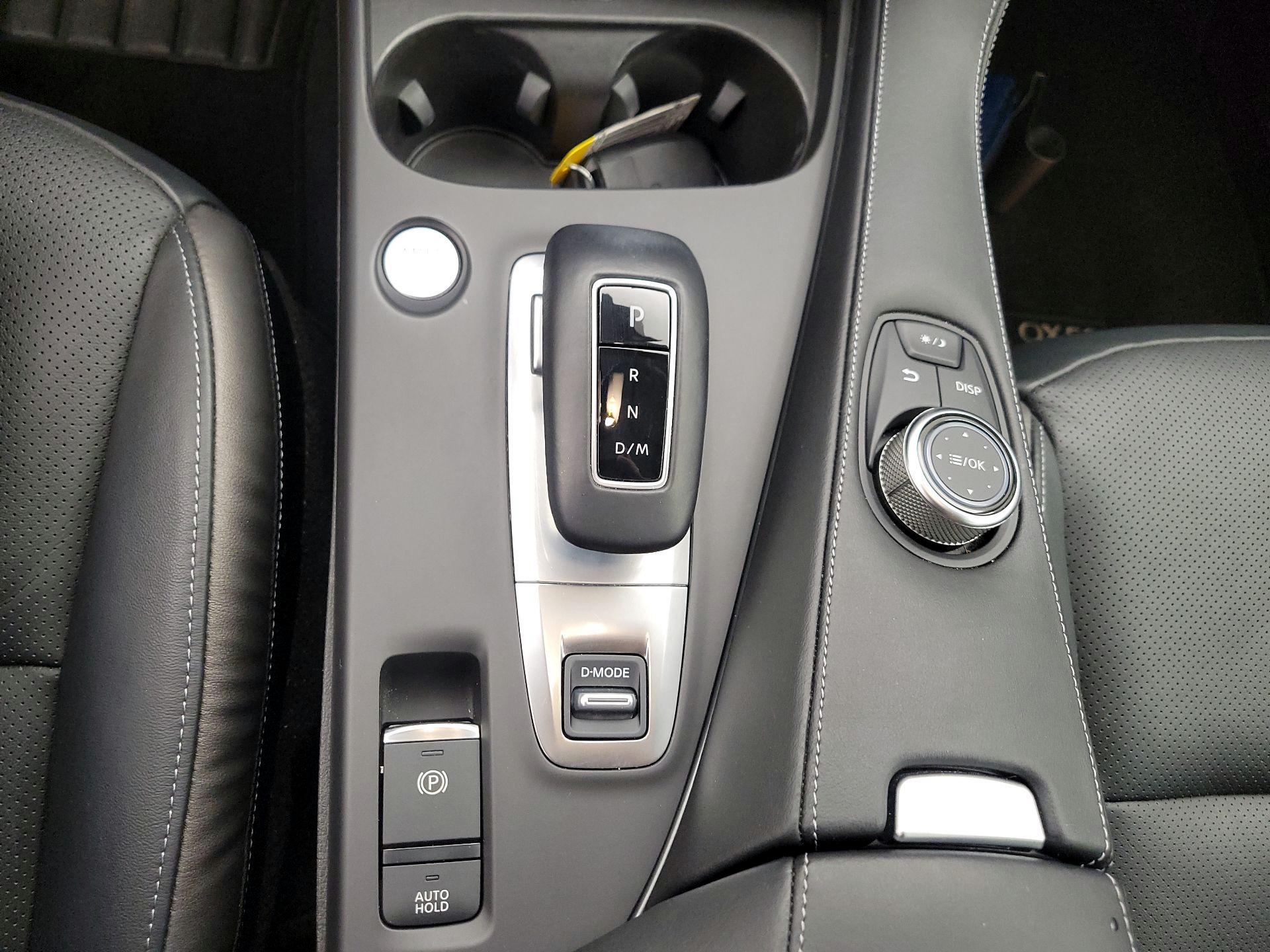 Thumbnail: 2023 INFINITI QX50 - 17