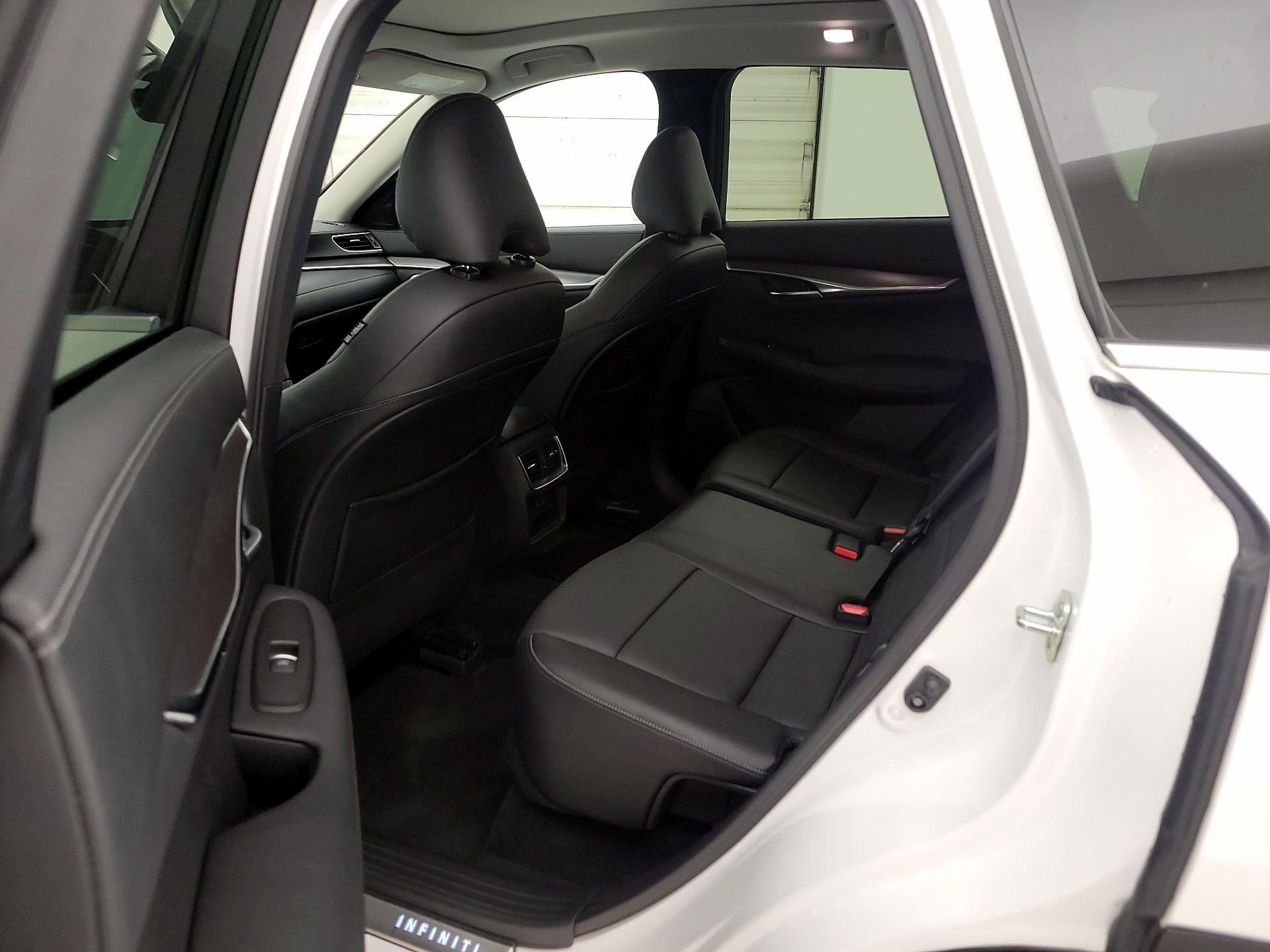 Thumbnail: 2023 INFINITI QX50 - 20