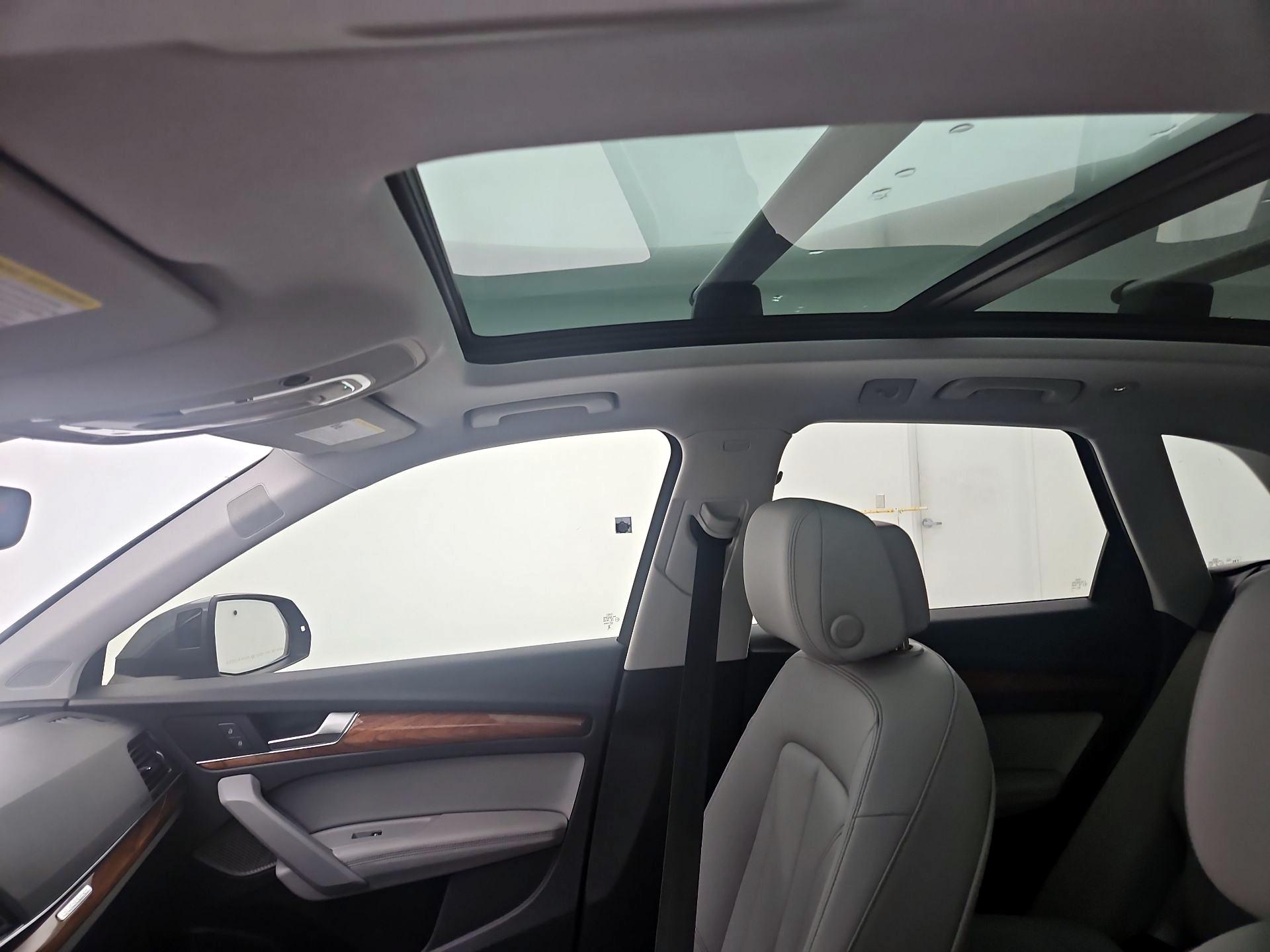 Thumbnail: 2023 Audi Q5 - 19