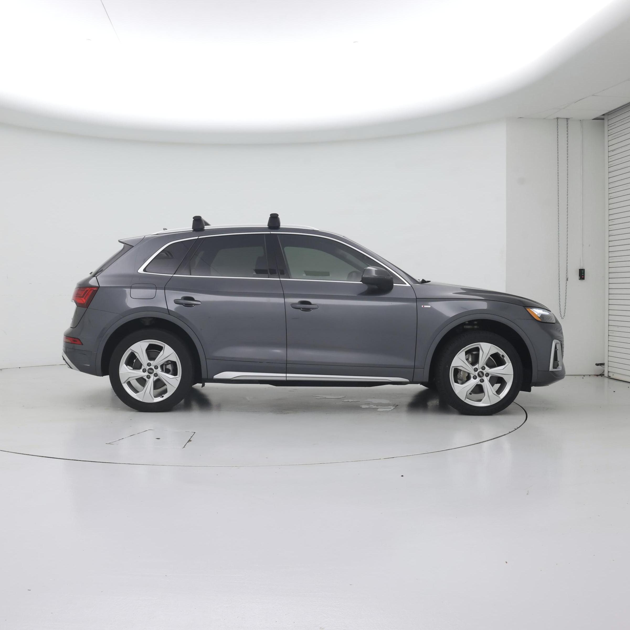 Thumbnail: 2023 Audi Q5 - 7