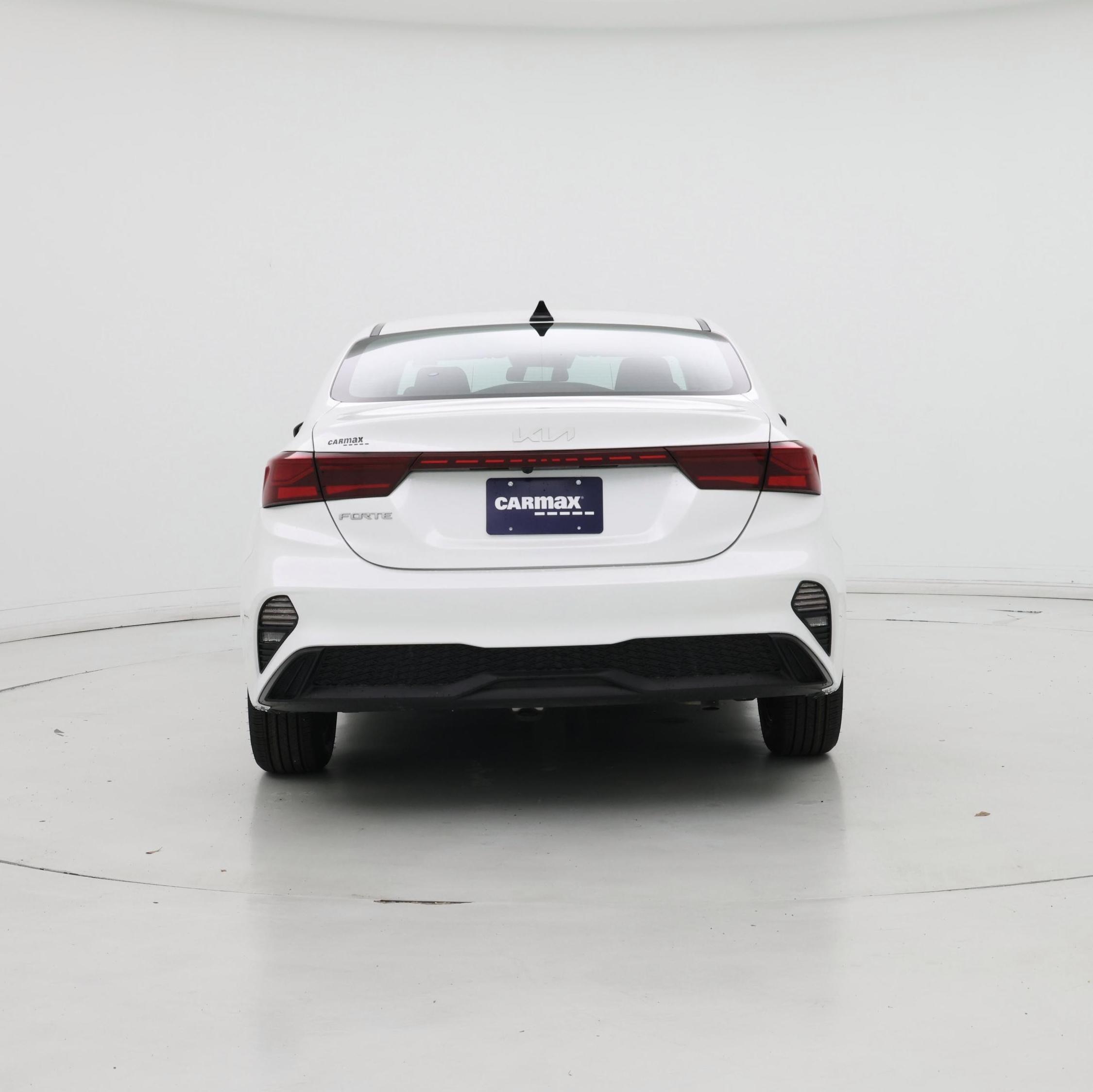 Thumbnail: 2023 Kia Forte - 6