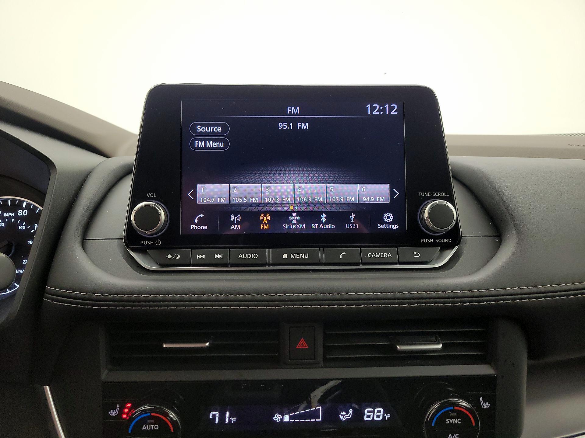 Thumbnail: 2023 Nissan Rogue - 15