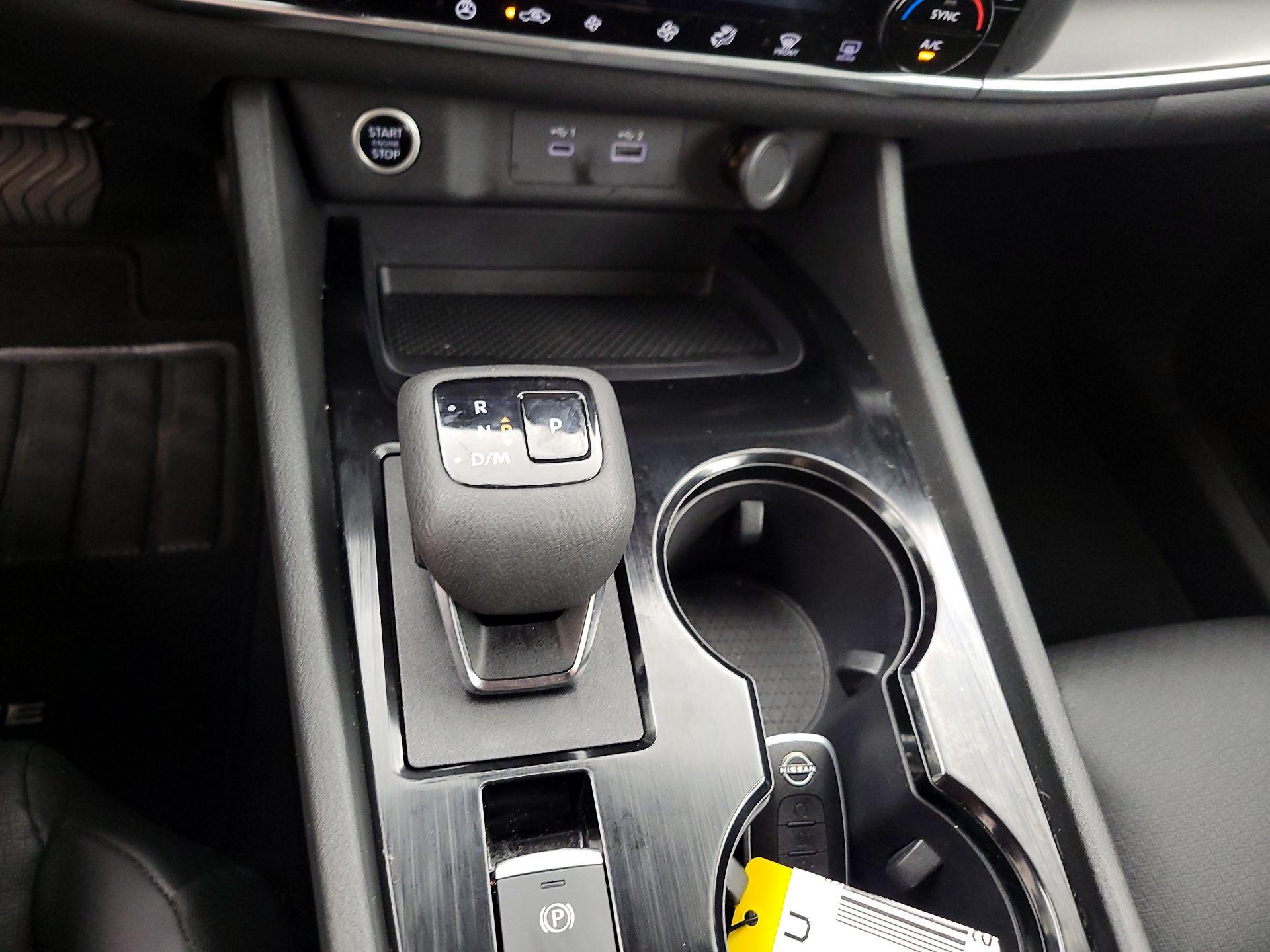 Thumbnail: 2023 Nissan Rogue - 17