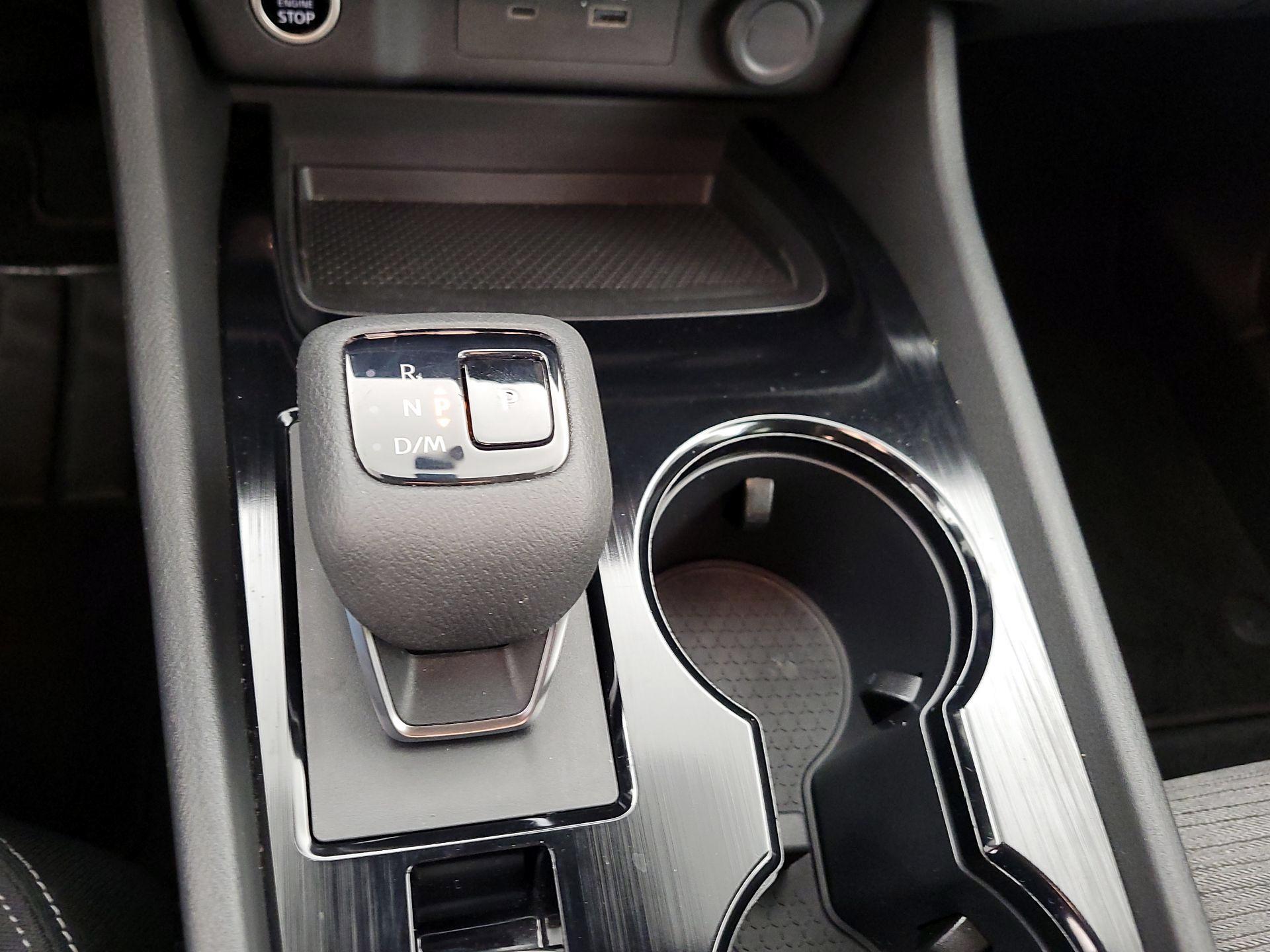 Thumbnail: 2023 Nissan Rogue - 17