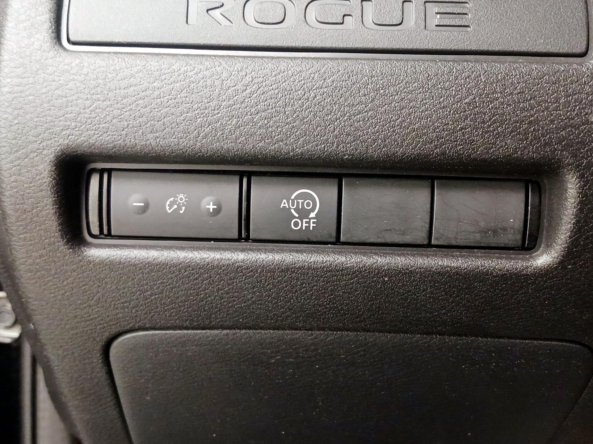 Thumbnail: 2023 Nissan Rogue - 13