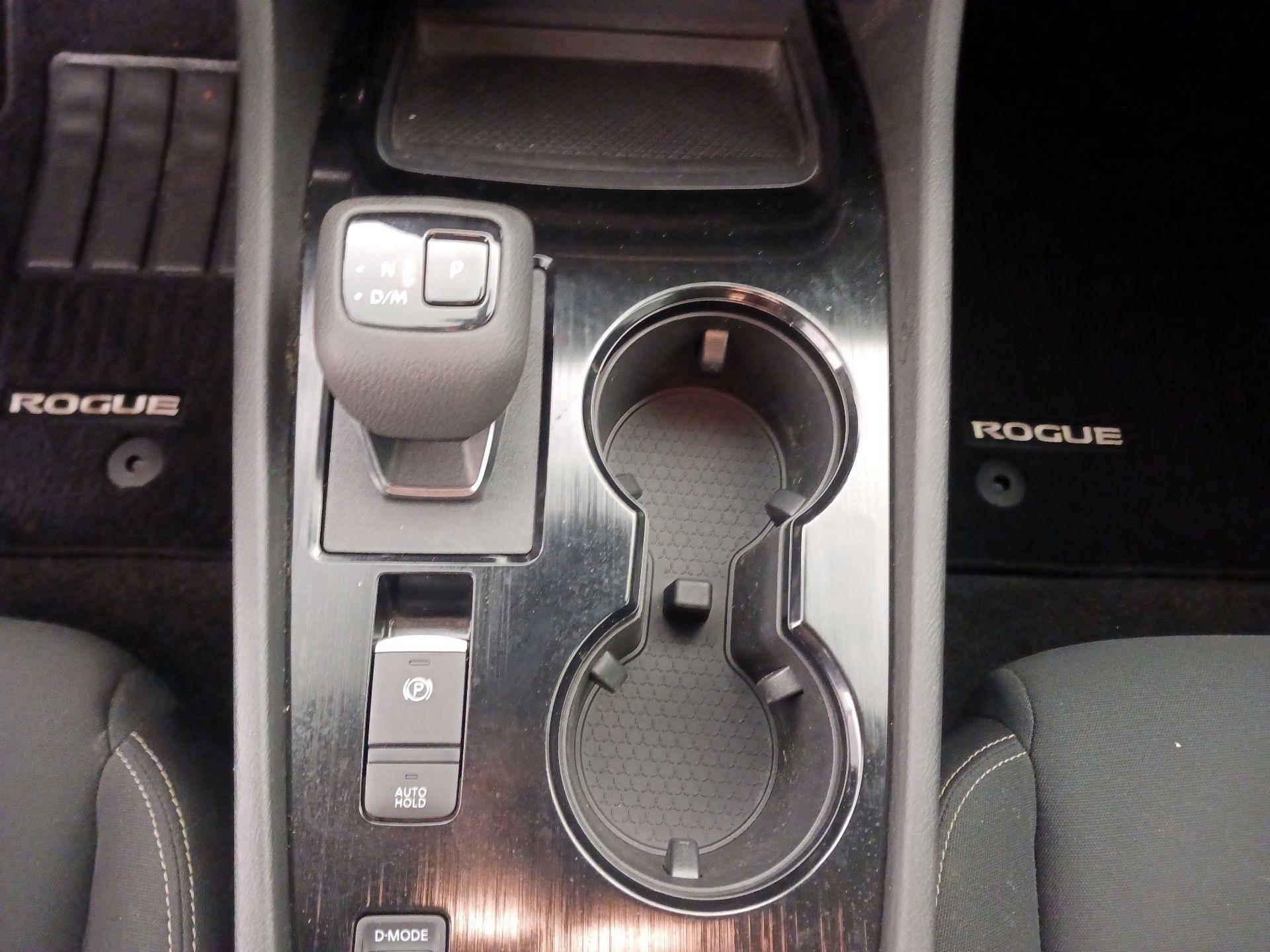 Thumbnail: 2023 Nissan Rogue - 17